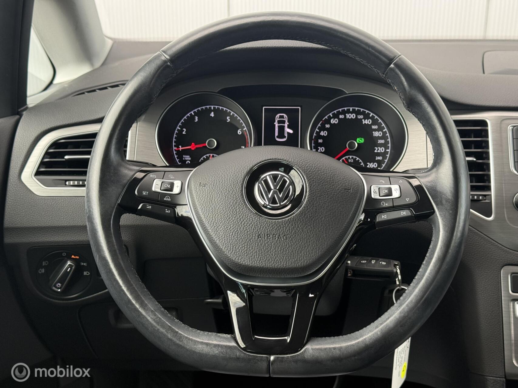 Foto van Volkswagen Golf Sportsvan