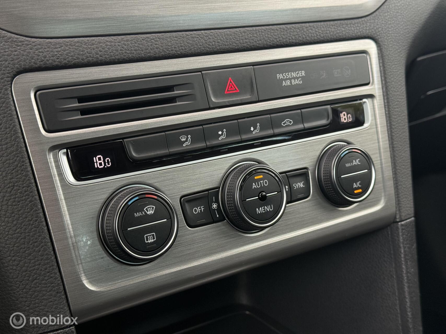 Foto van Volkswagen Golf Sportsvan