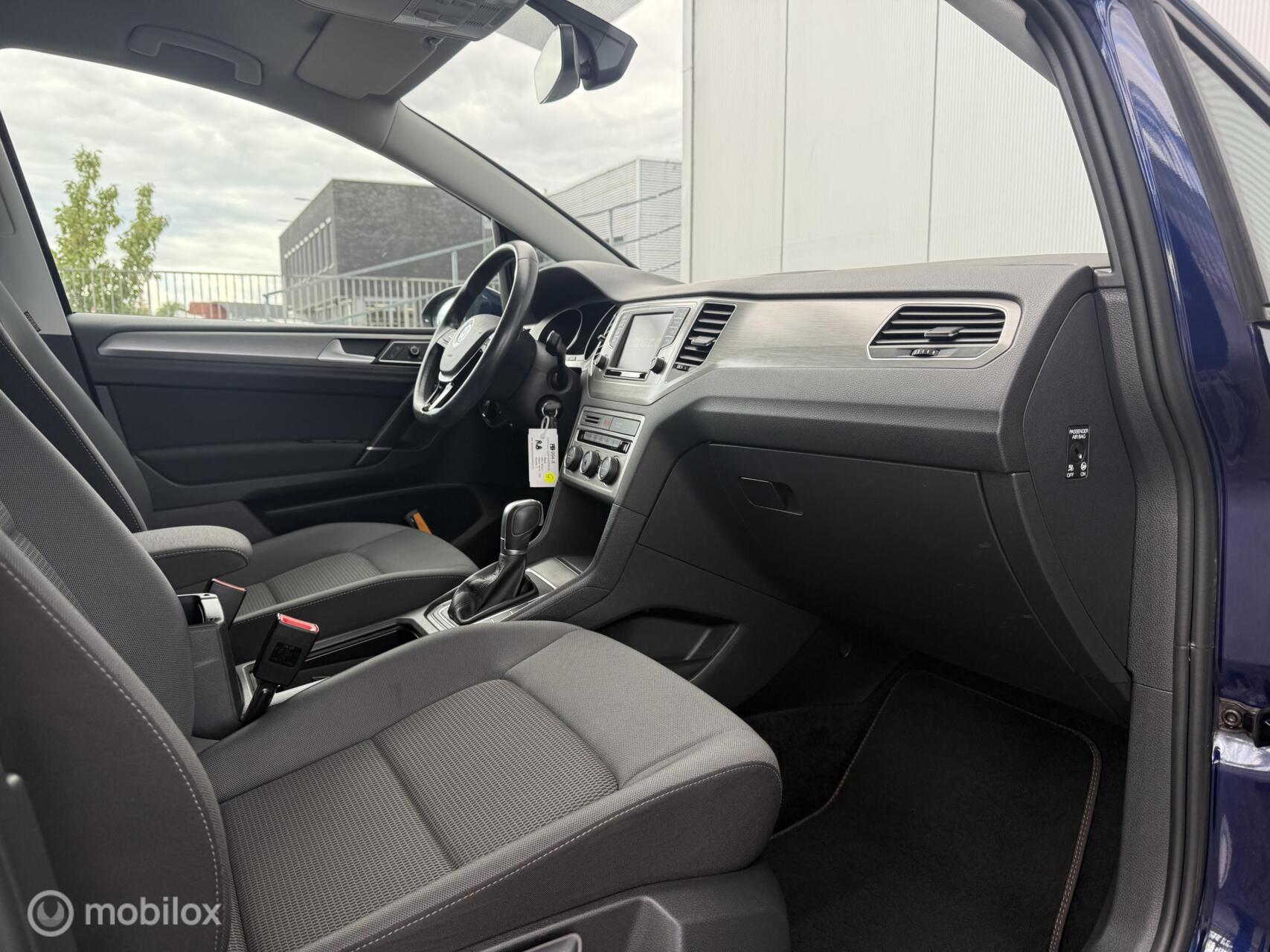 Foto van Volkswagen Golf Sportsvan