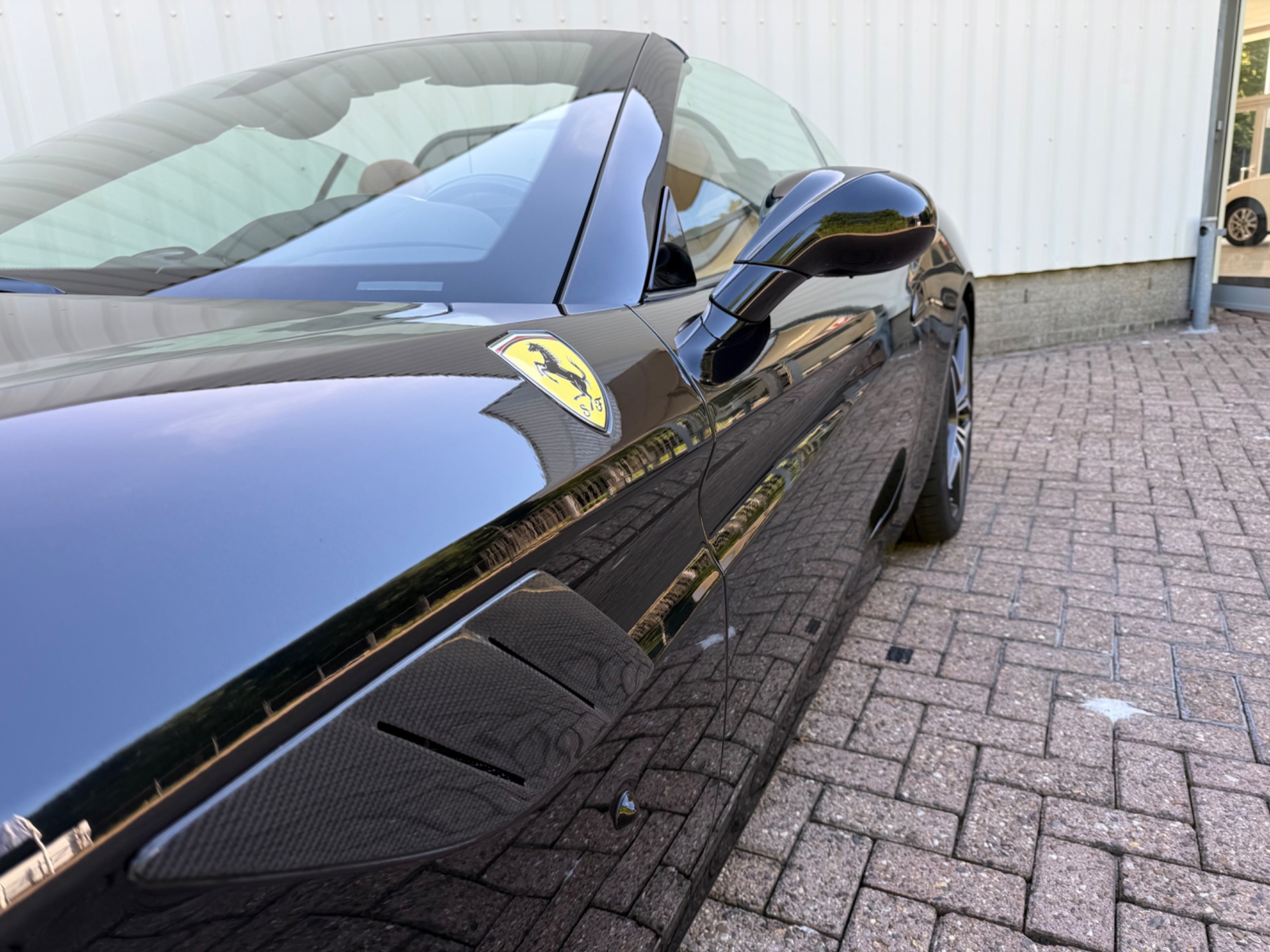 Foto van Ferrari California