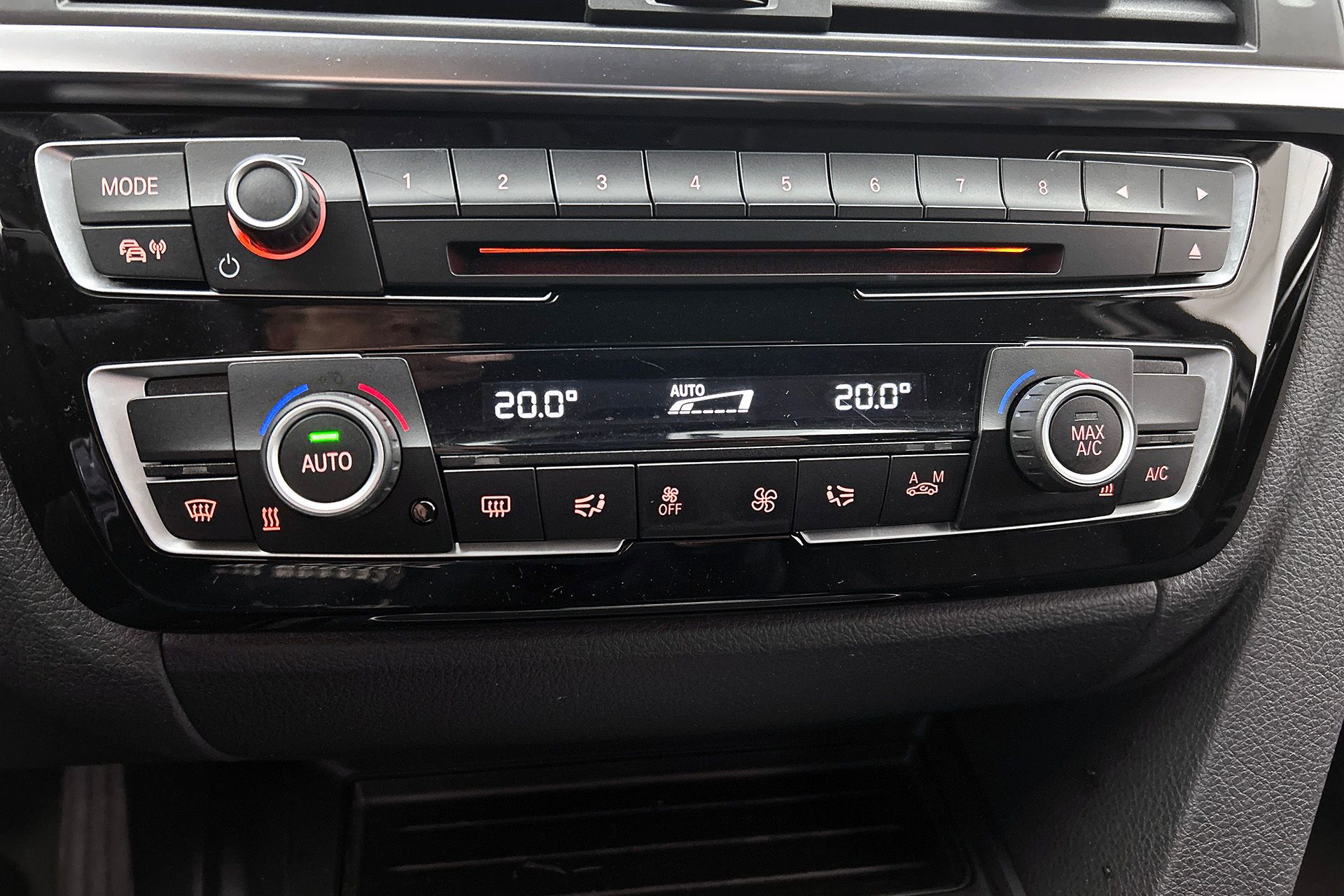 Foto van BMW 320i