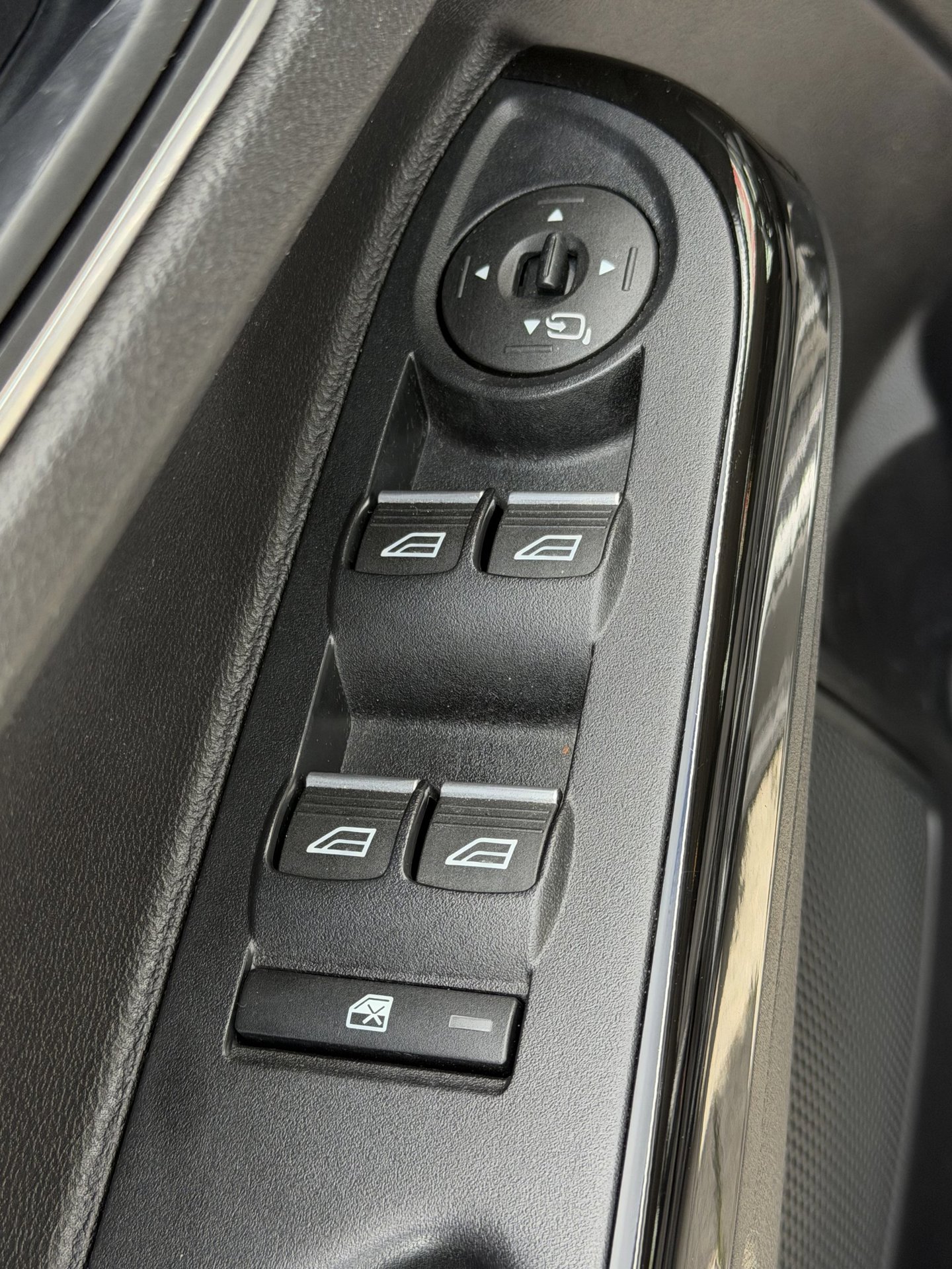 Foto van Ford B-max