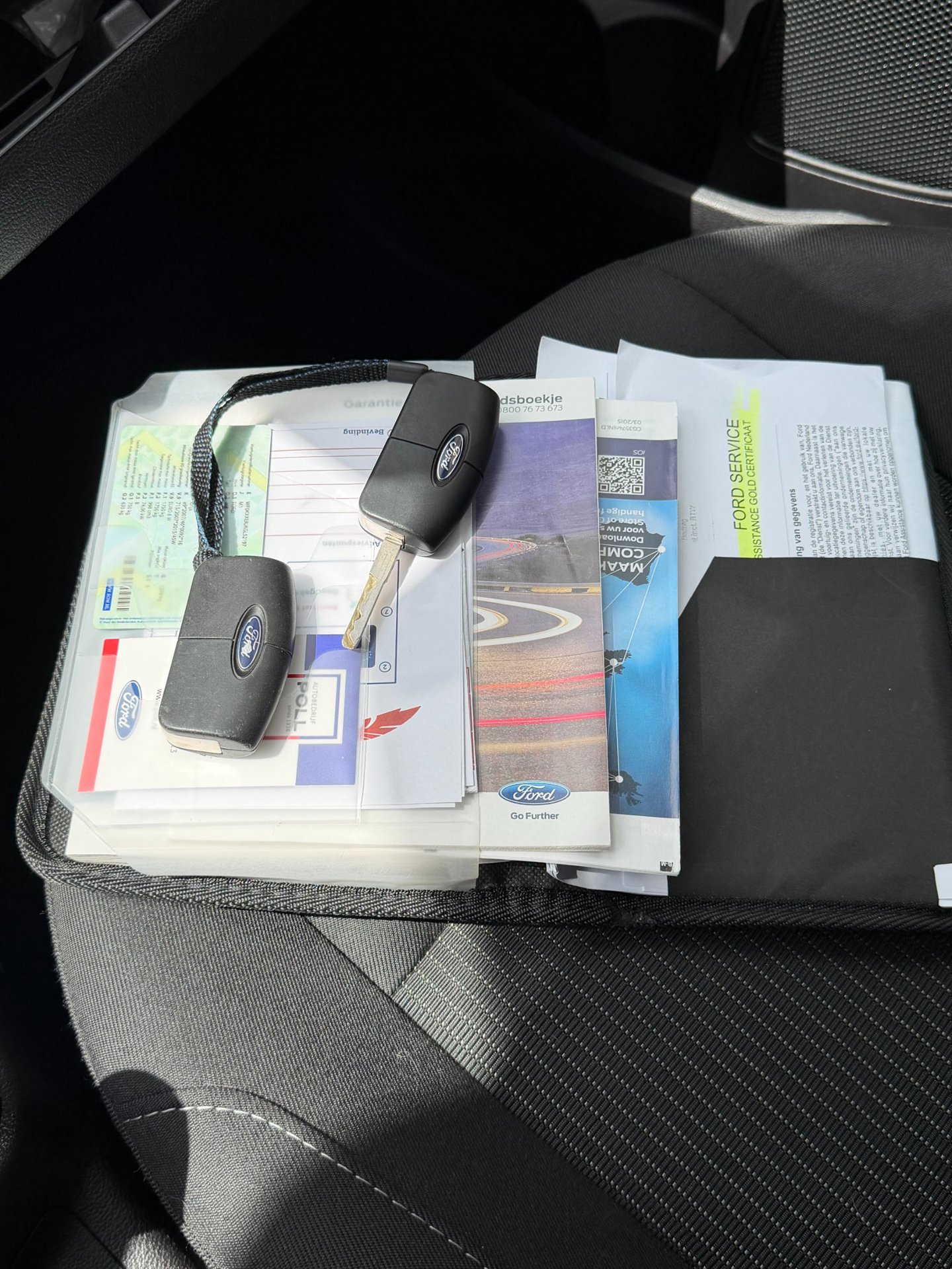 Foto van Ford B-max