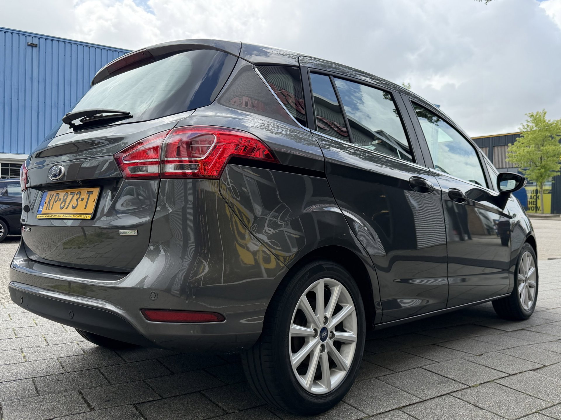 Foto van Ford B-max
