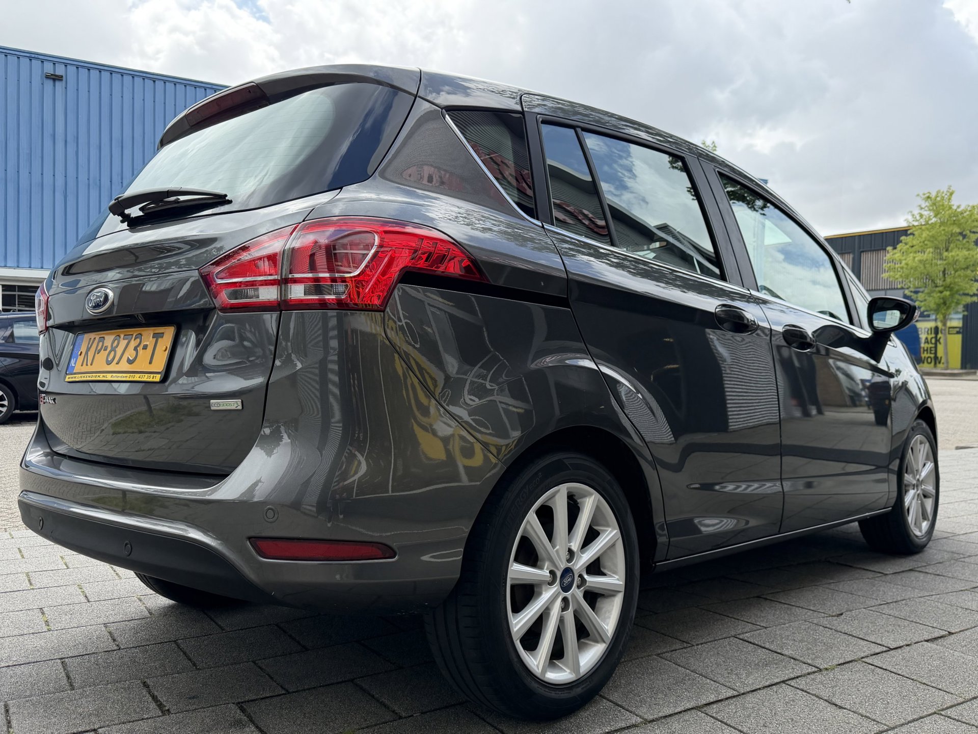 Foto van Ford B-max