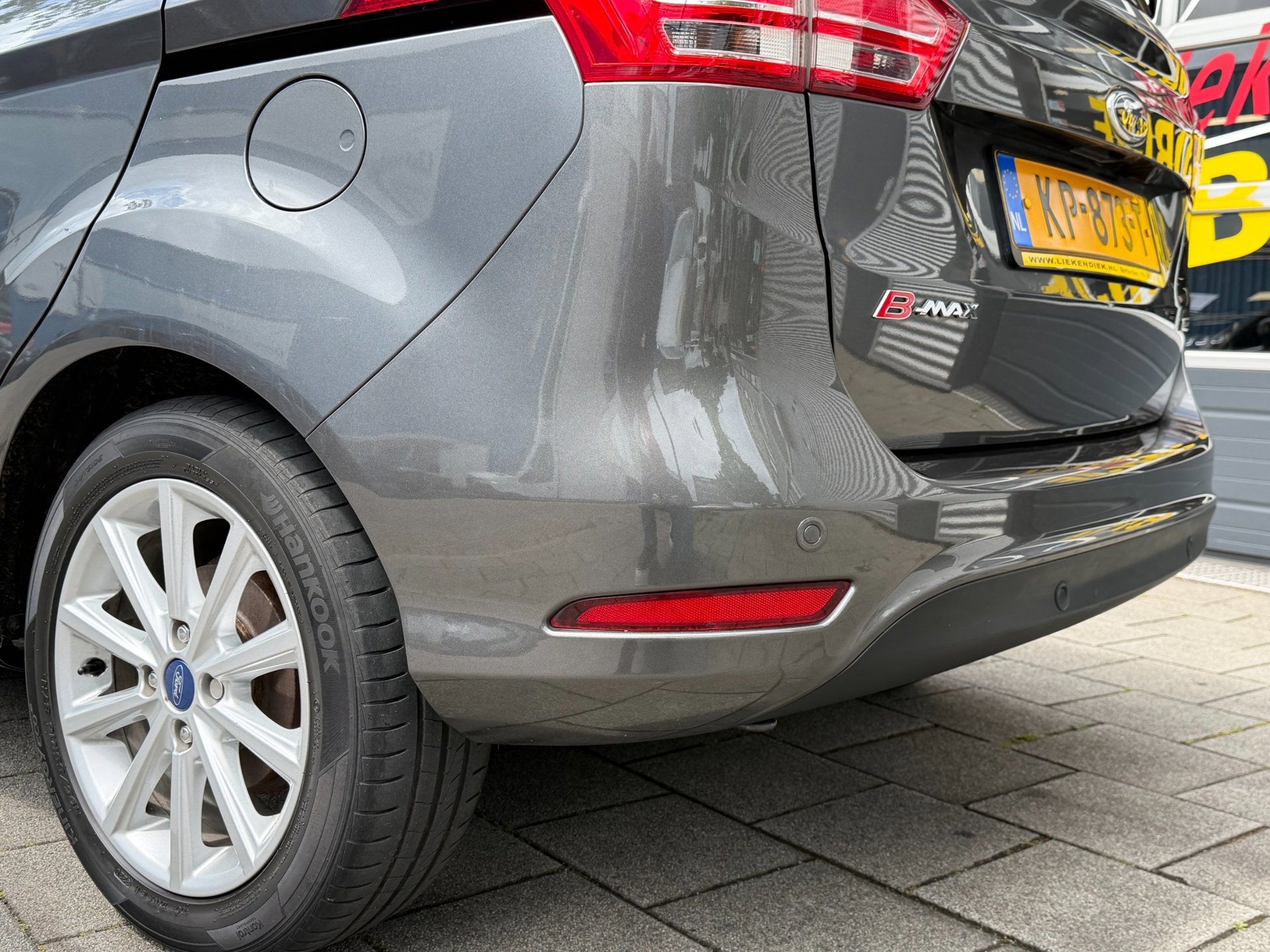 Foto van Ford B-max