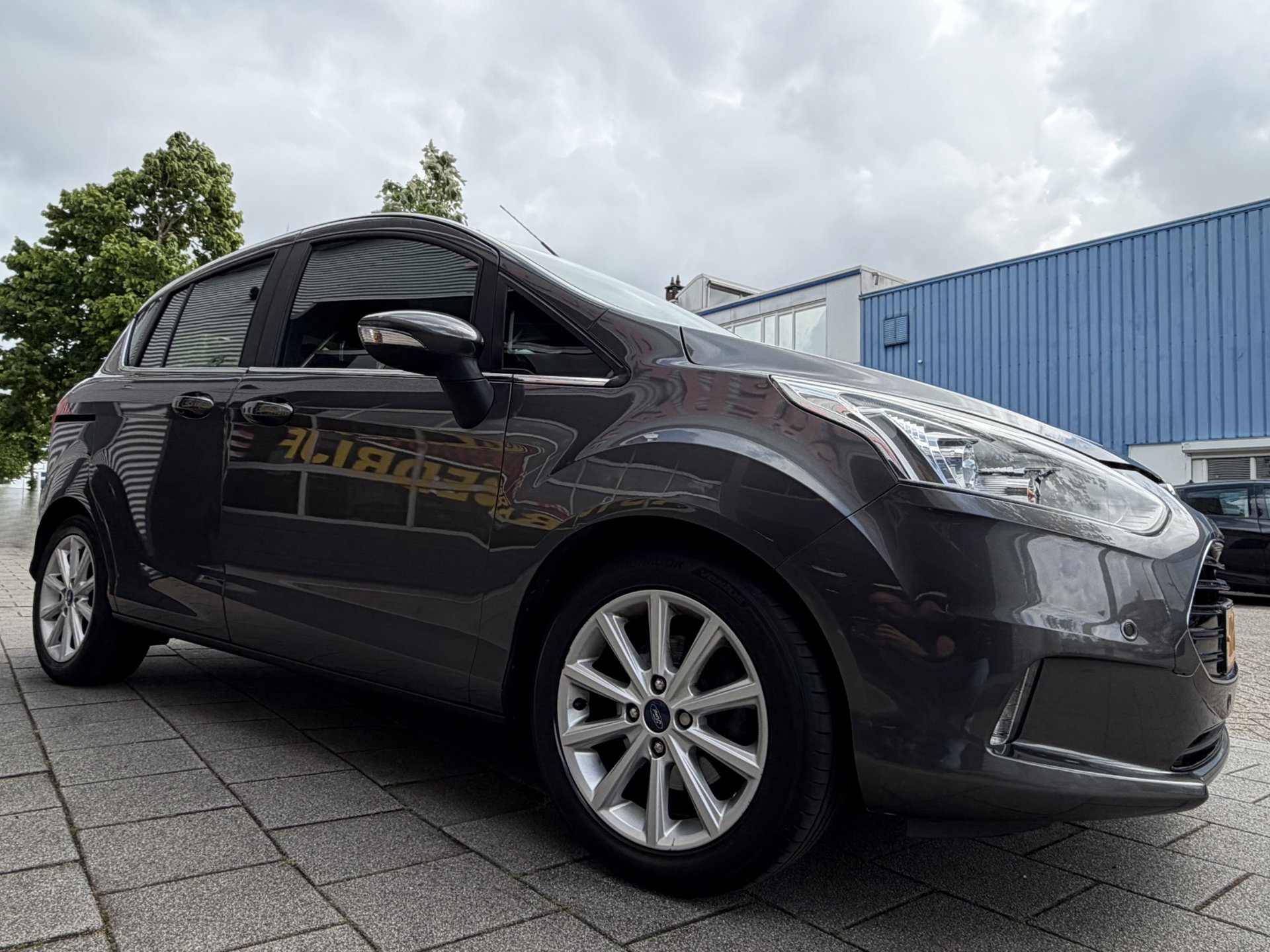 Foto van Ford B-max