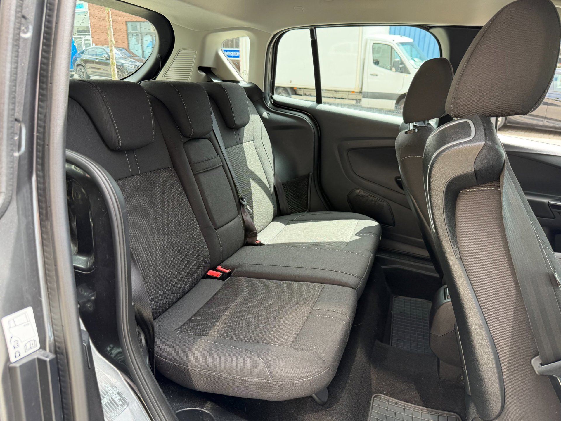 Foto van Ford B-max