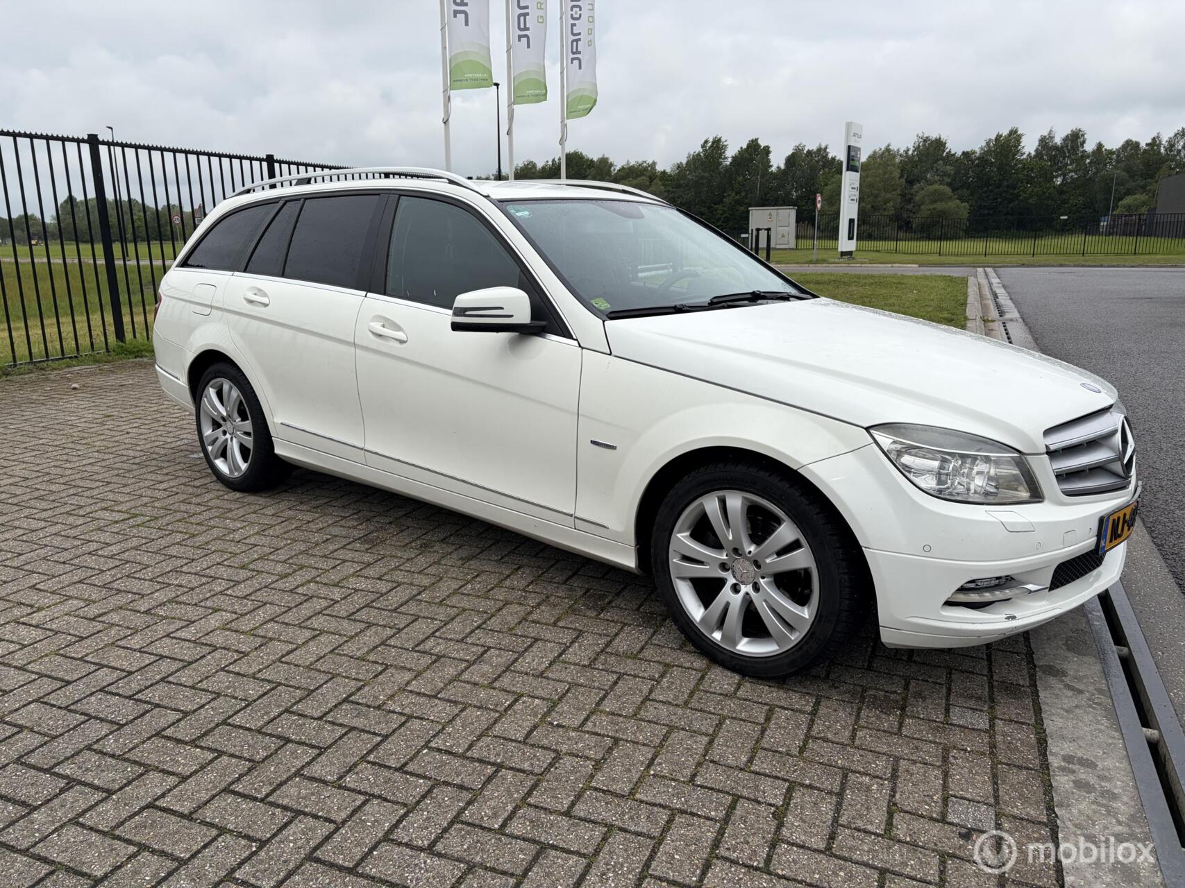 Mercedes-Benz C 180 Kompressor 180 K BlueEFFICIENCY Business Class Elegance 2009 - voorkant