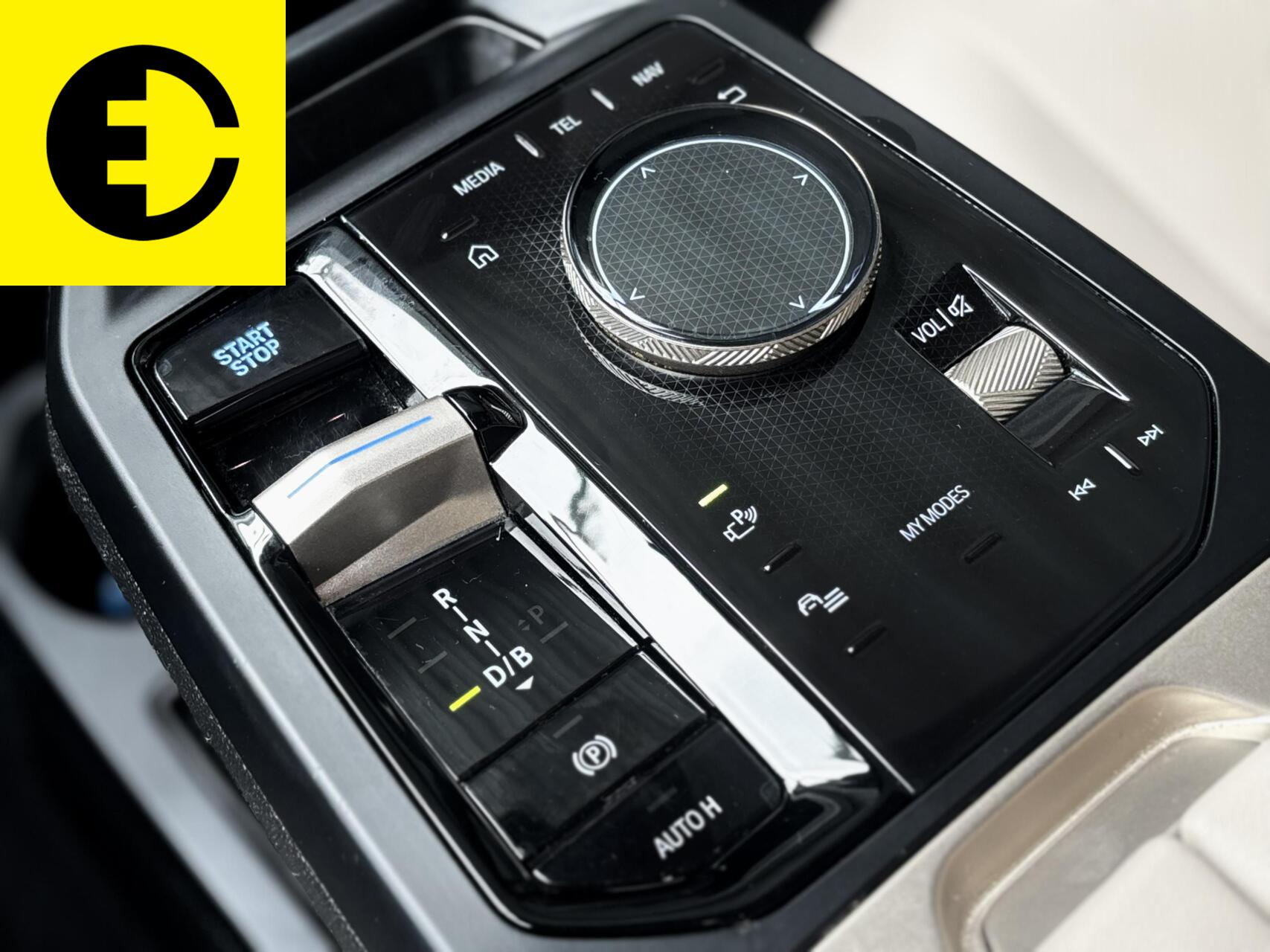 Foto van BMW Ix Xdrive40
