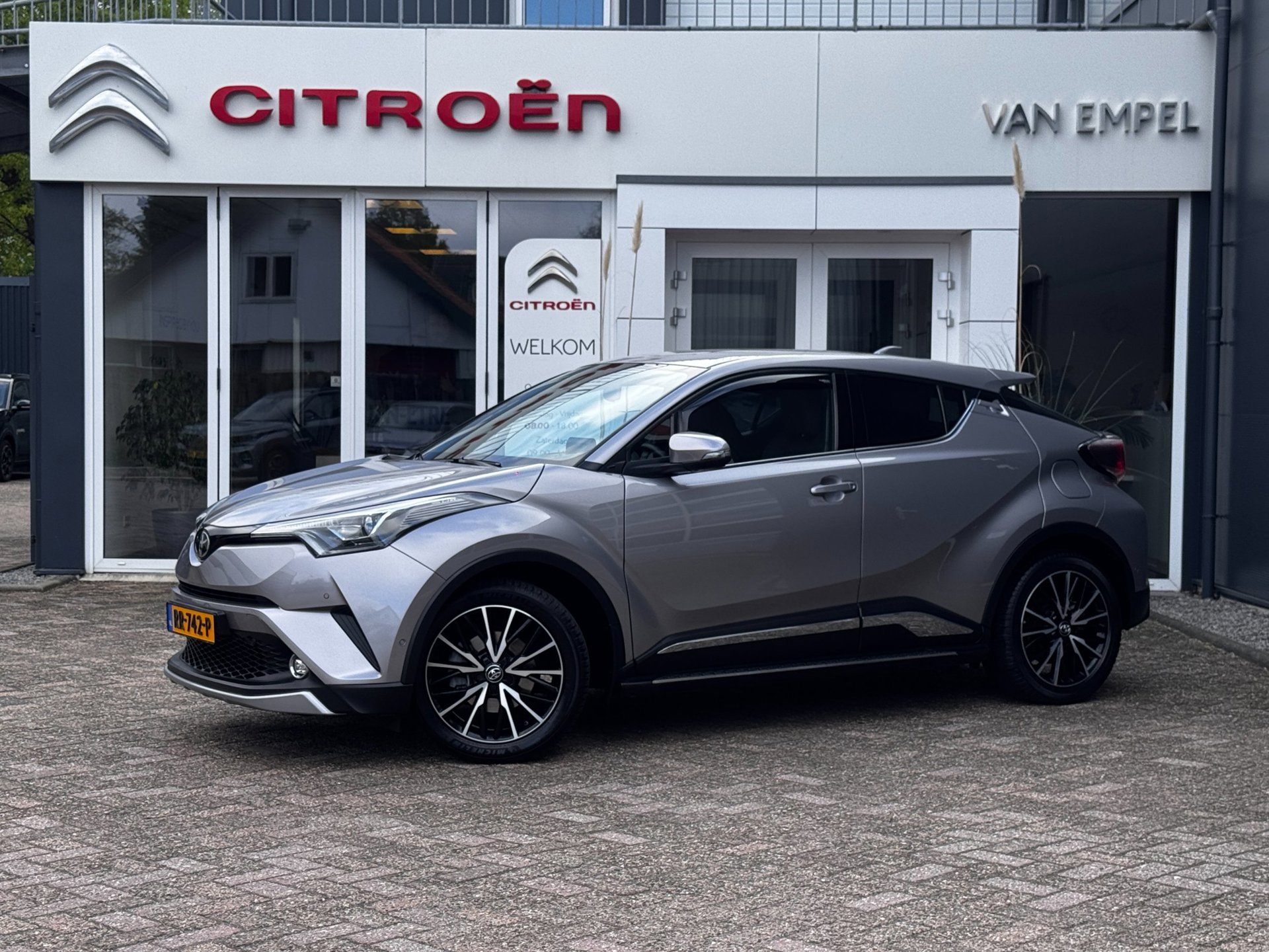 Foto van Toyota Toyota C-hr