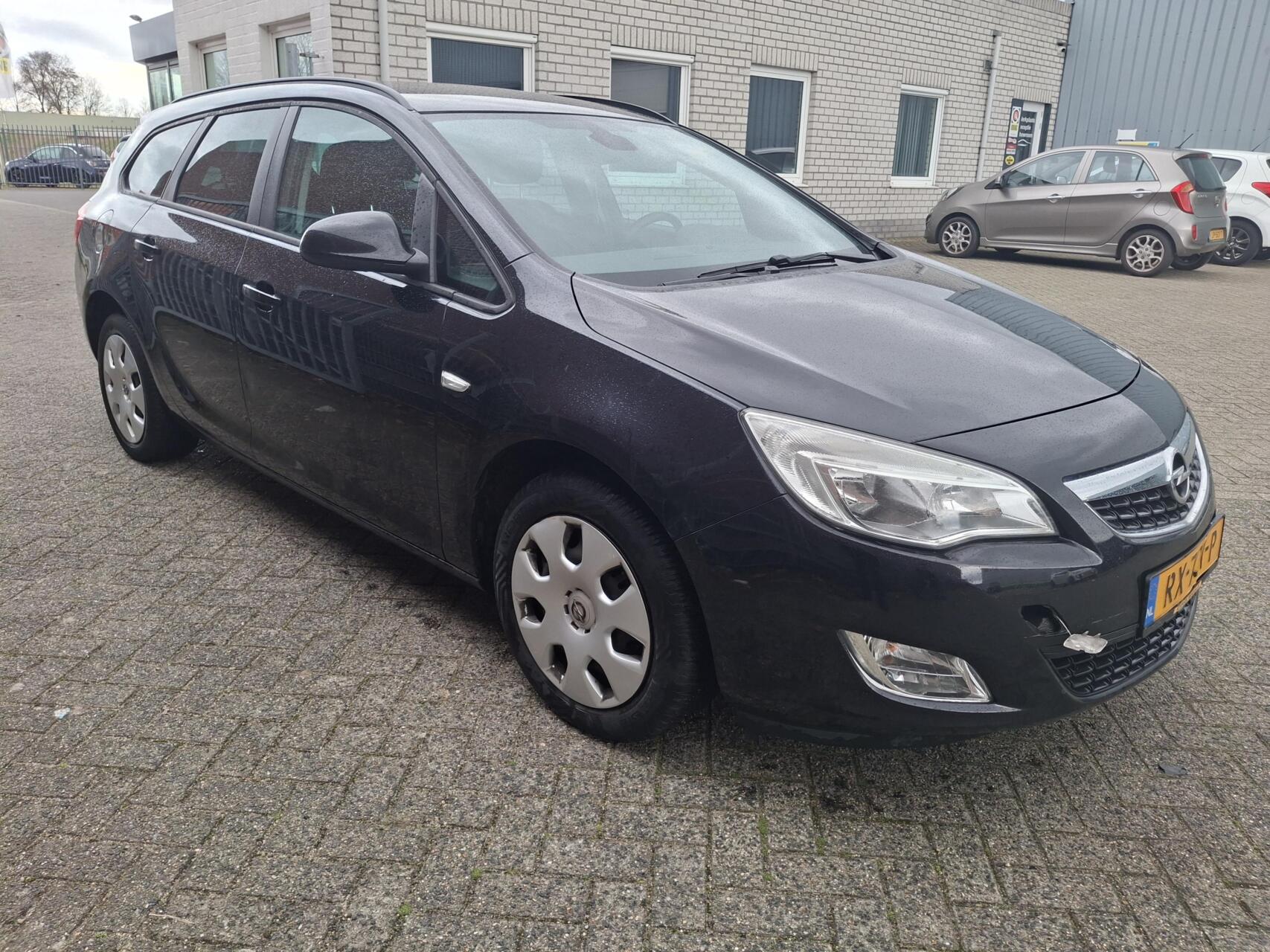 Foto van Opel Astra Sports Tourer