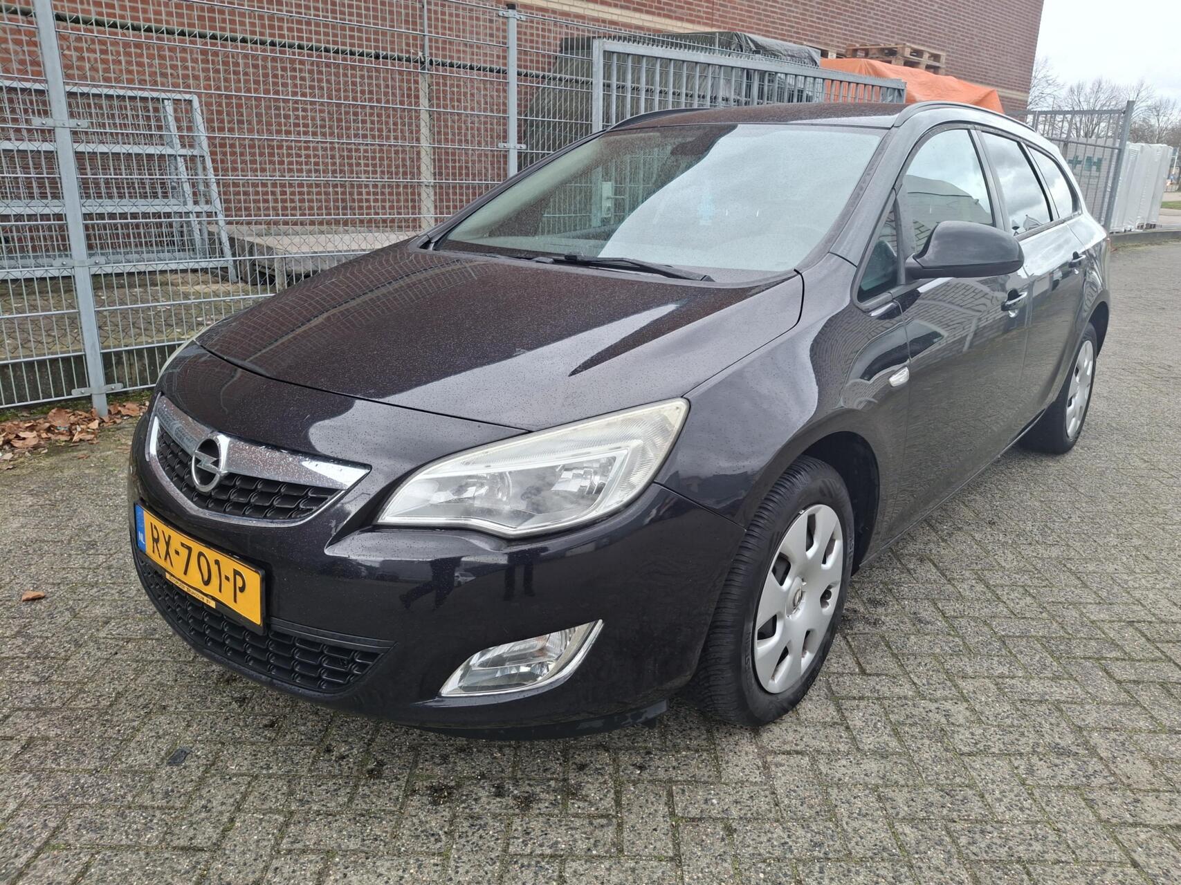 Foto van Opel Astra Sports Tourer