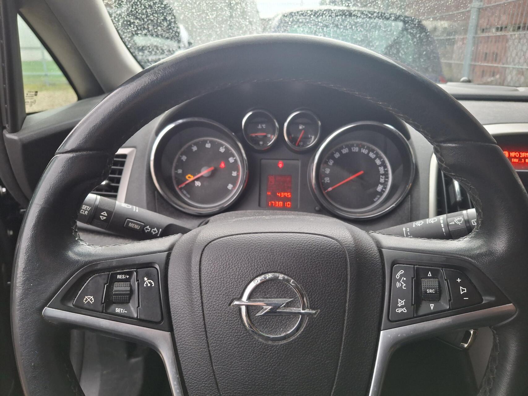 Foto van Opel Astra Sports Tourer