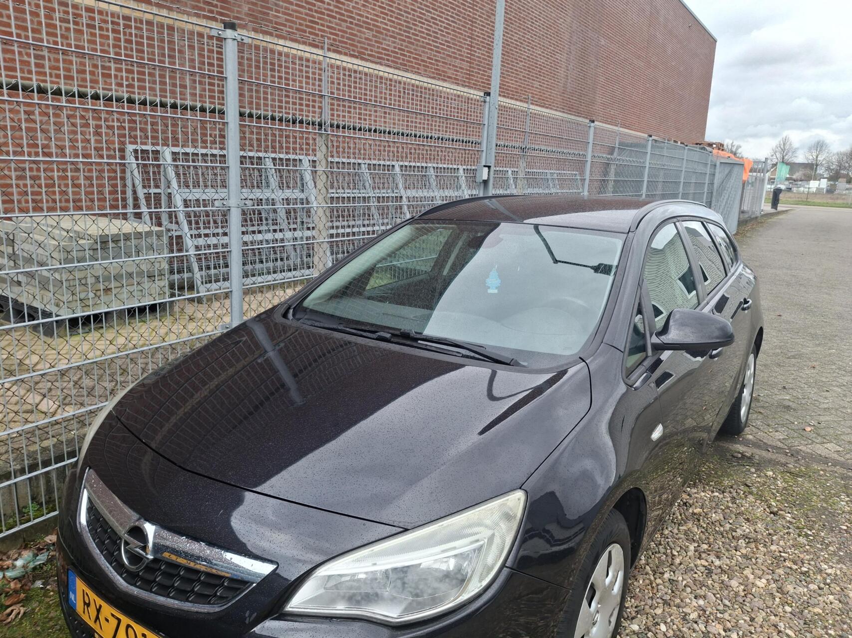 Foto van Opel Astra Sports Tourer