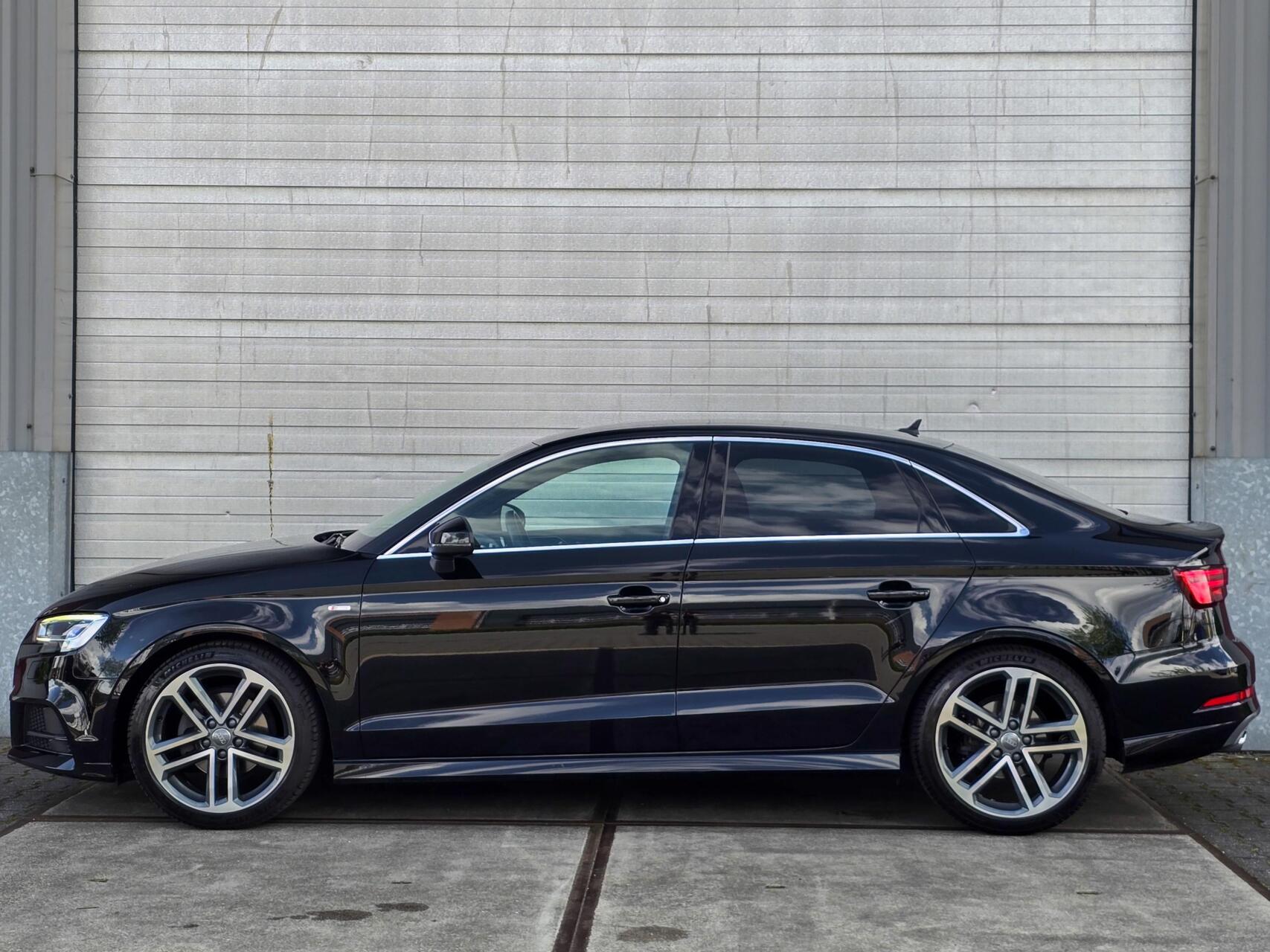 Foto van Audi A3 Limousine