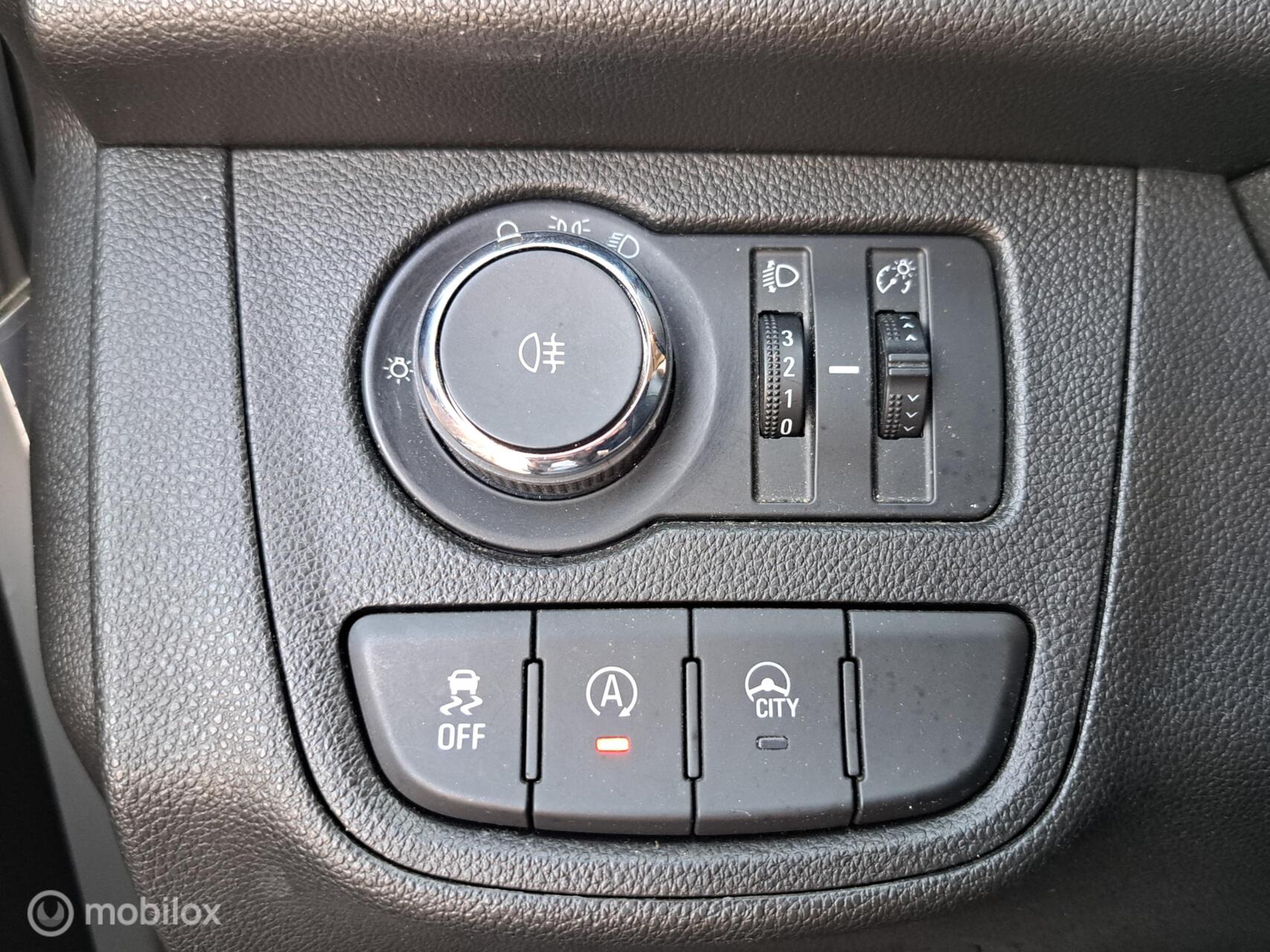 Foto van Opel Karl / Viva