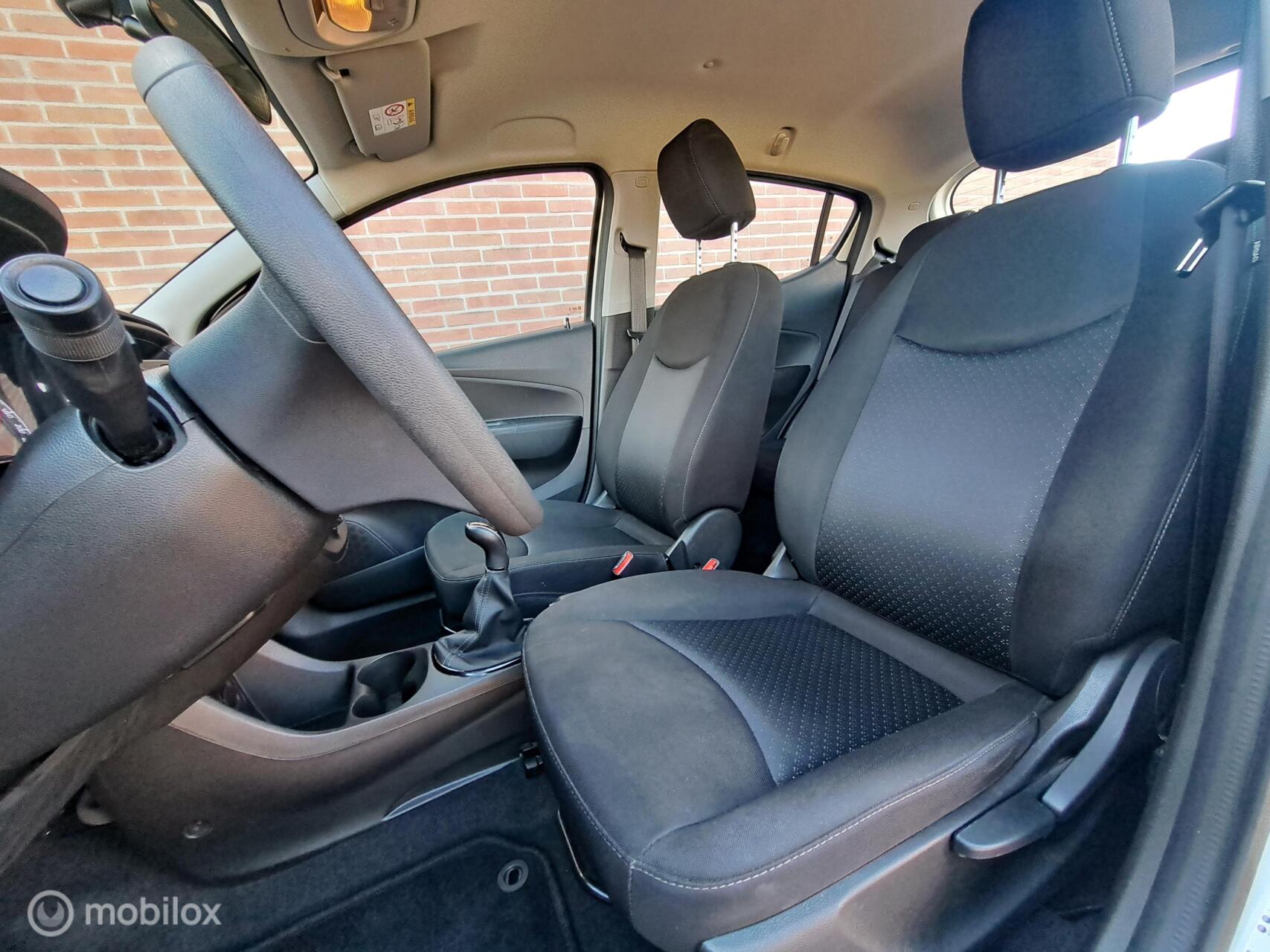 Foto van Opel Karl / Viva