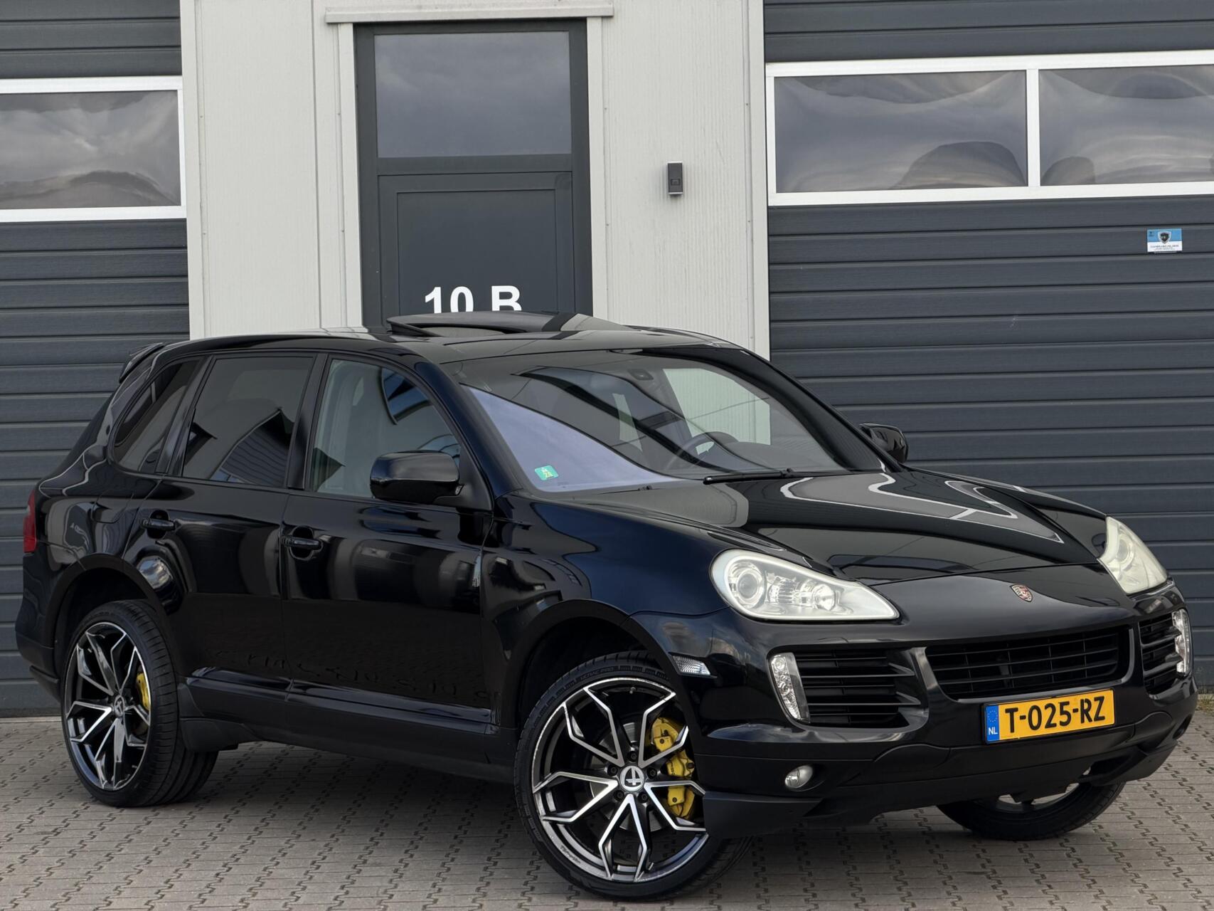 Foto van PORSCHE CAYENNE