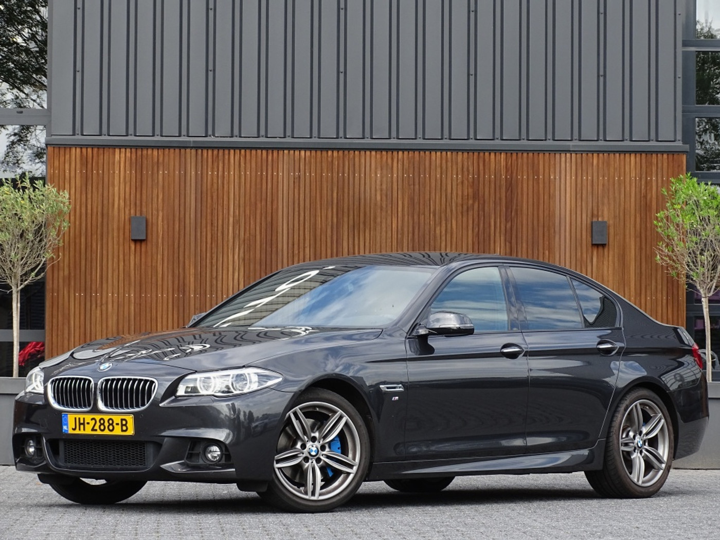BMW 530d 530d M Sport HE. / LCI facelift 2015 - voorkant