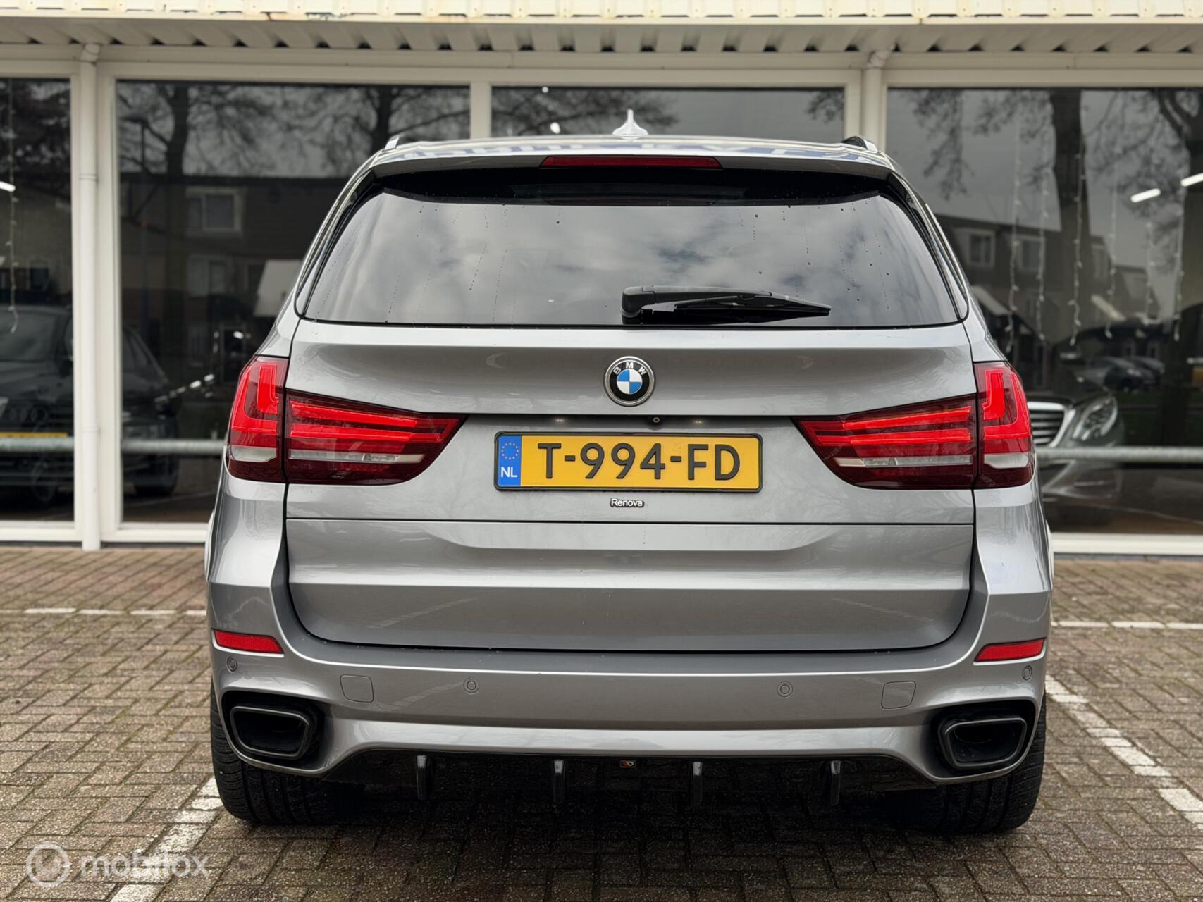 Foto van BMW X5 Xdrive40d