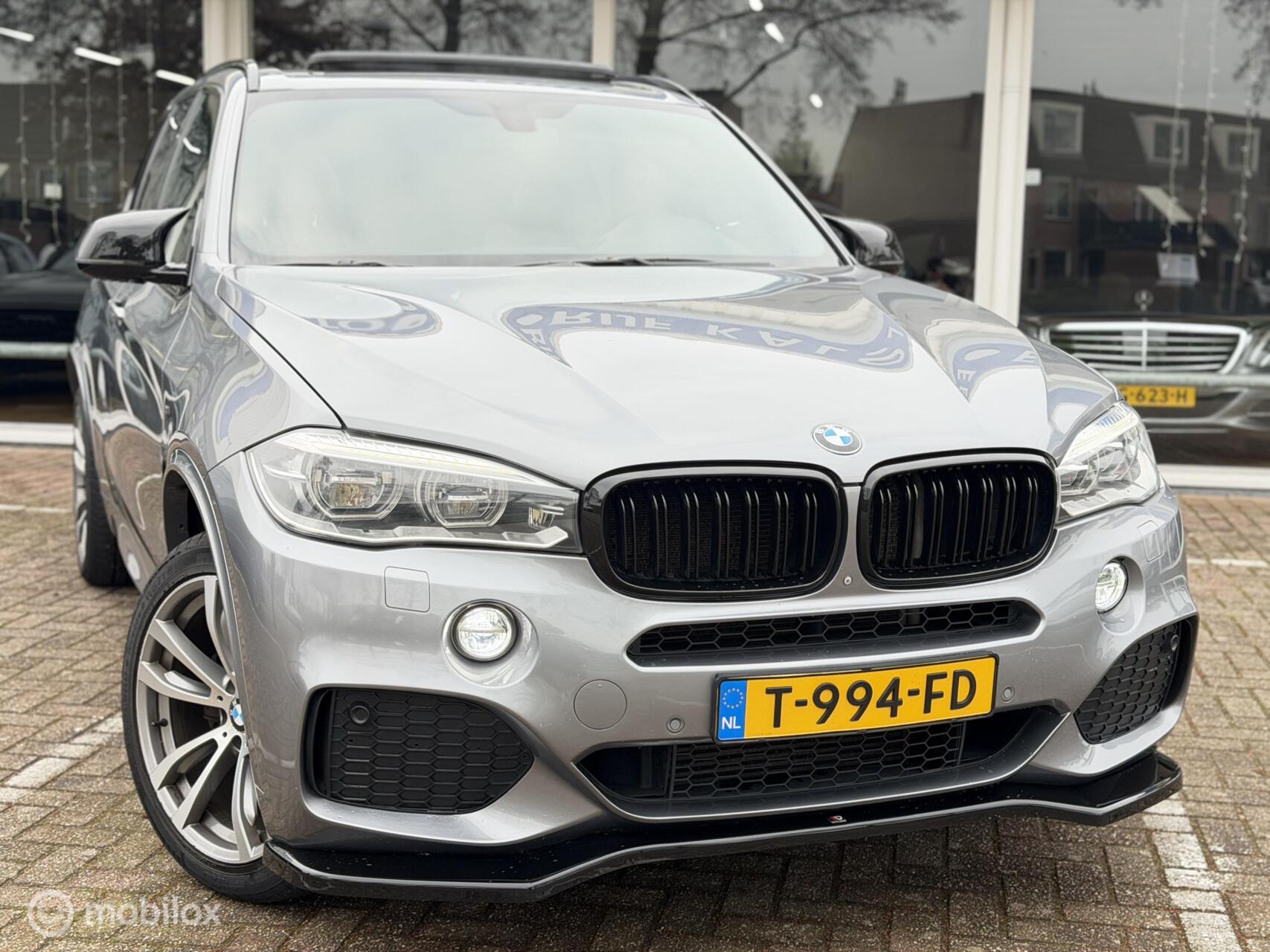 Foto van BMW X5 Xdrive40d