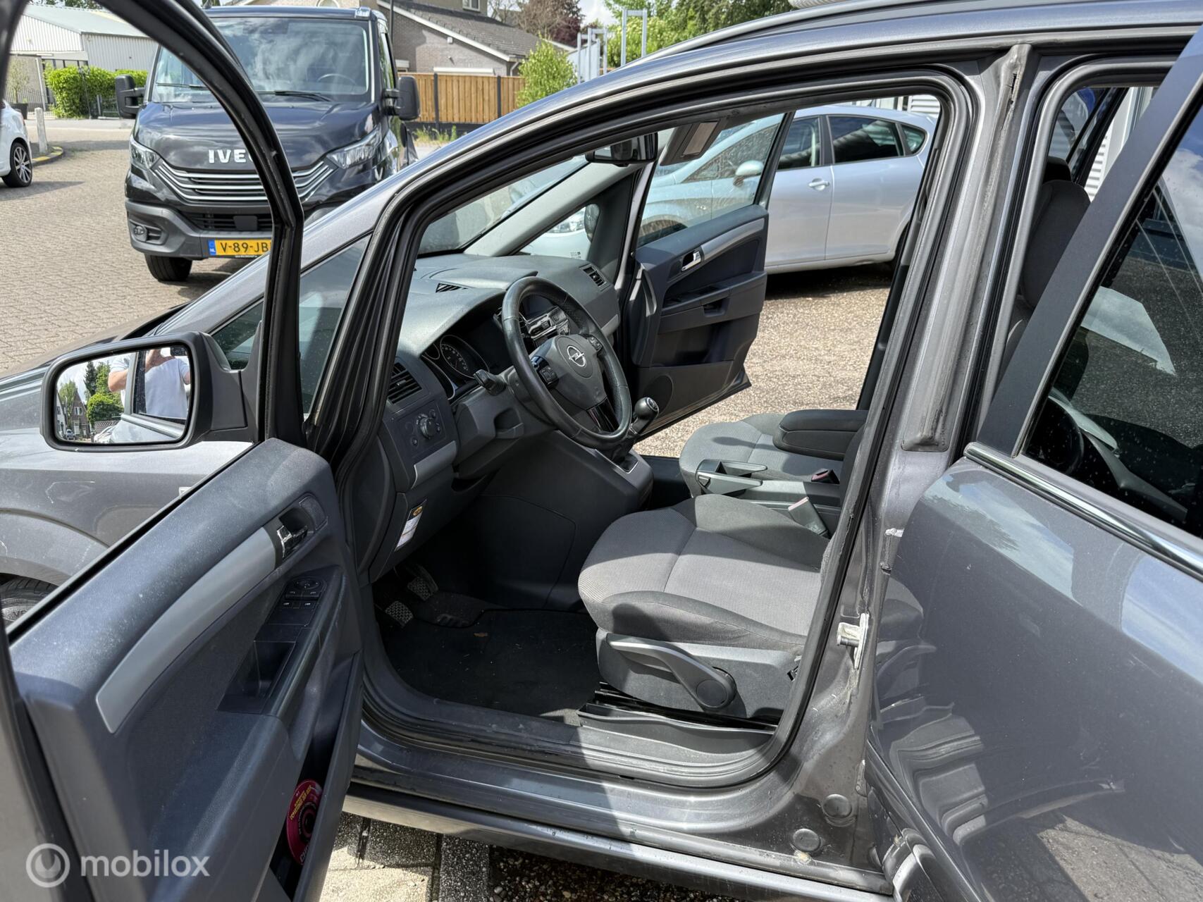 Foto van Opel Zafira