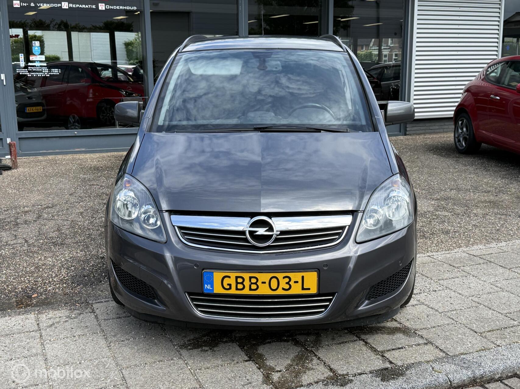 Foto van Opel Zafira