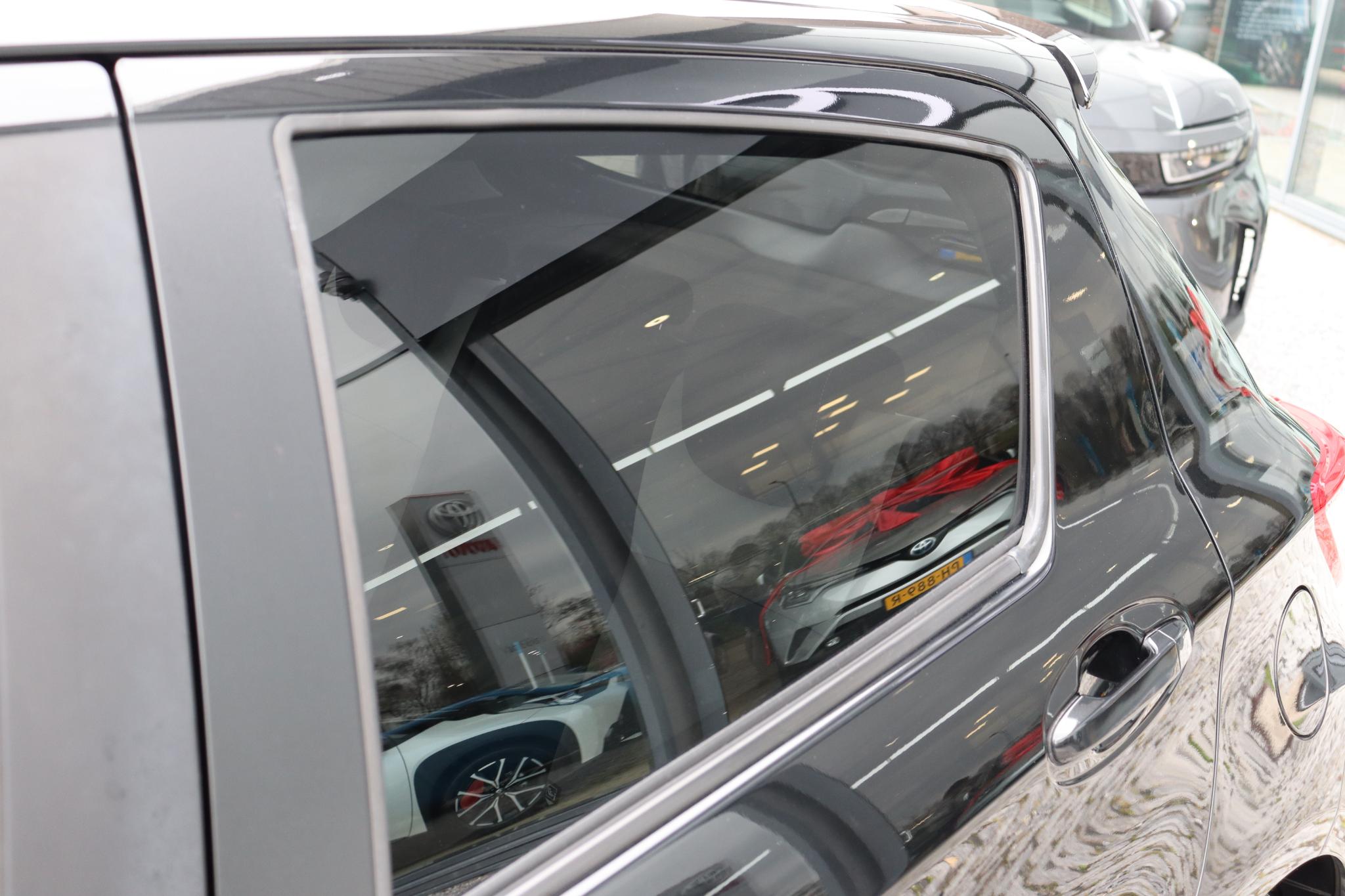 Foto van Toyota Toyota Yaris Hybrid