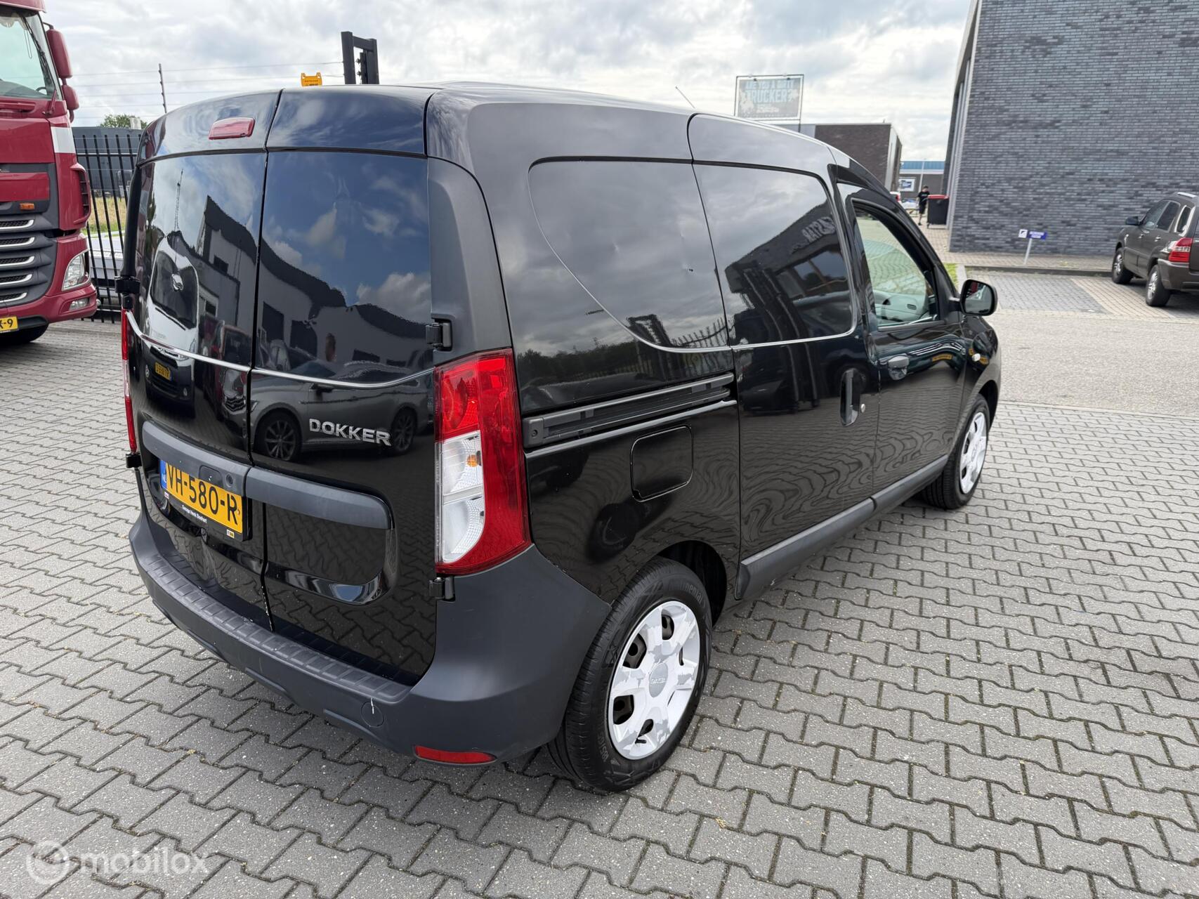 Foto van Dacia Dokker