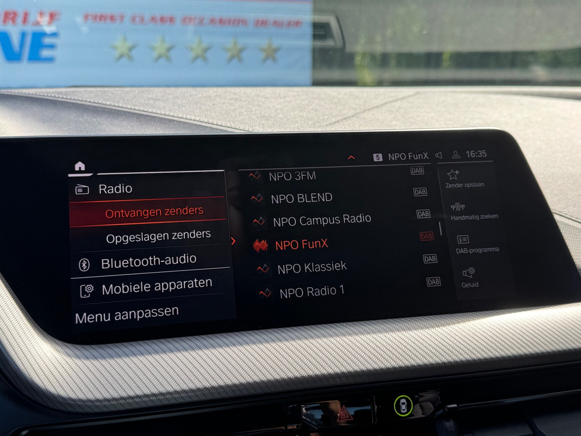 Foto van BMW 118i