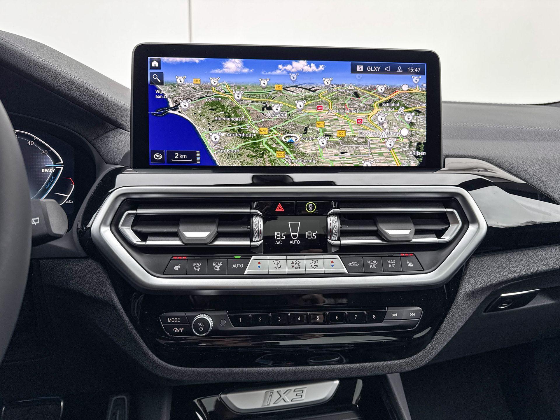 Foto van BMW Ix3