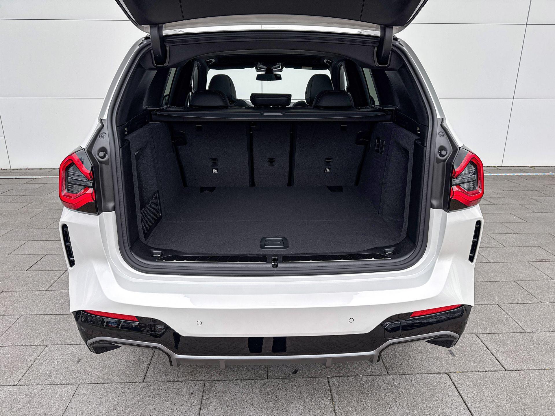 Foto van BMW Ix3