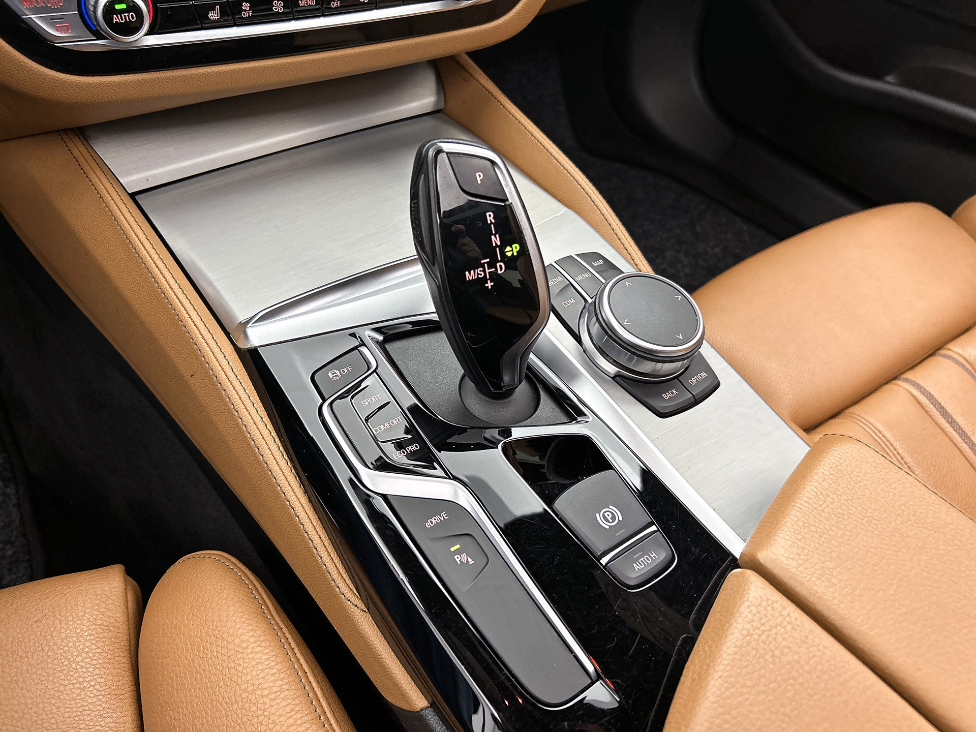 Foto van BMW 530e Iperformance