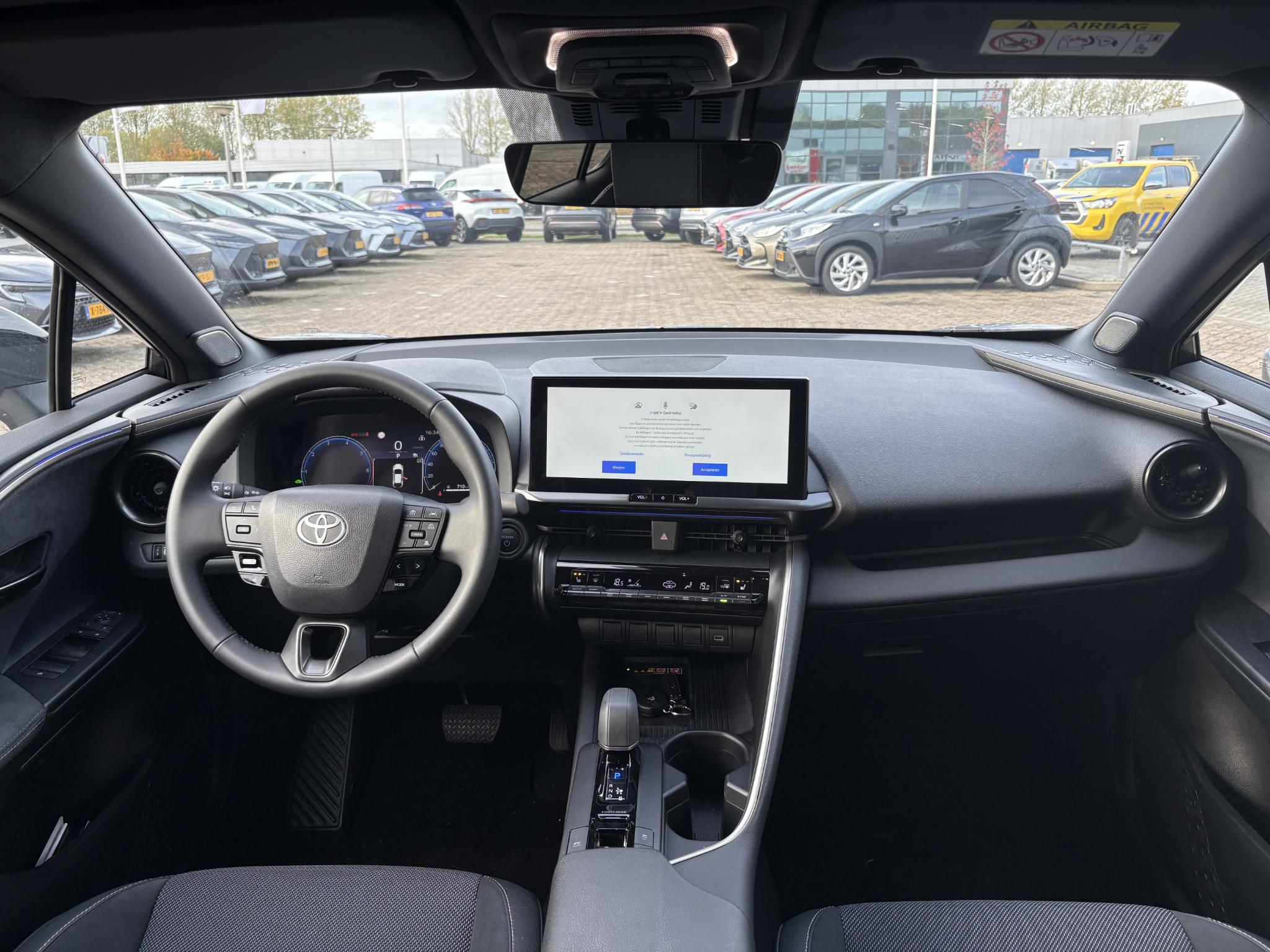 Foto van Toyota C-hr