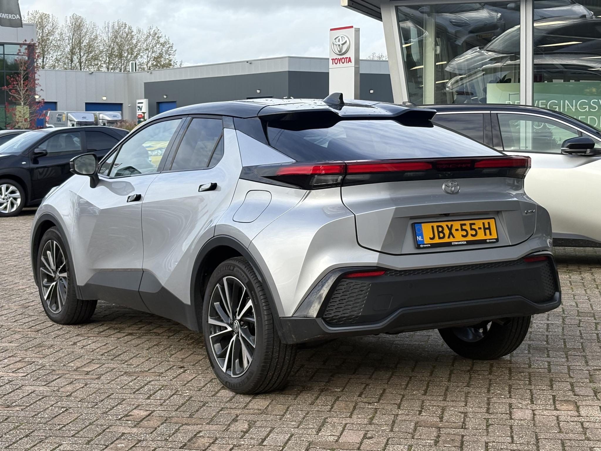Foto van Toyota C-hr