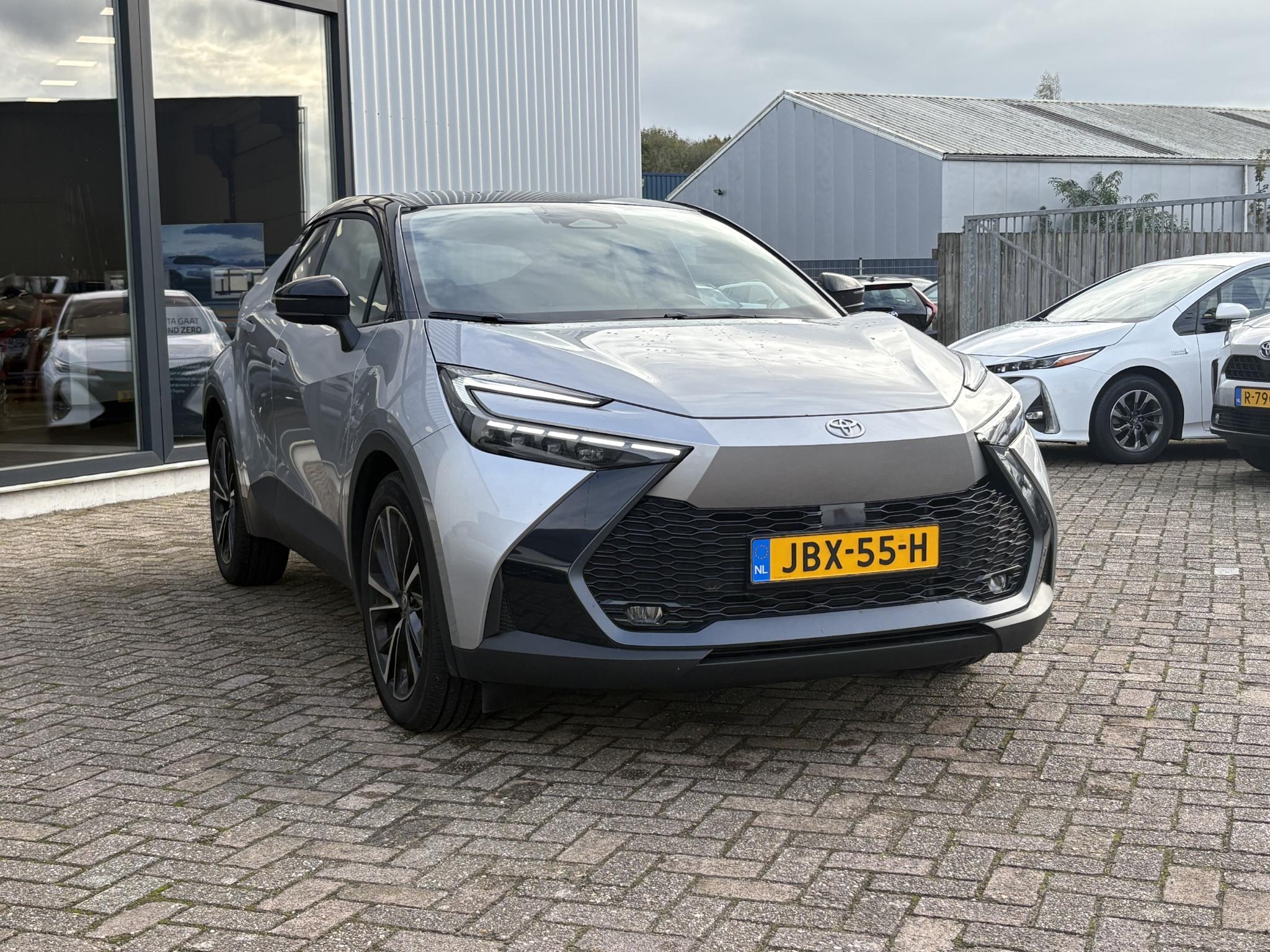 Foto van Toyota C-hr