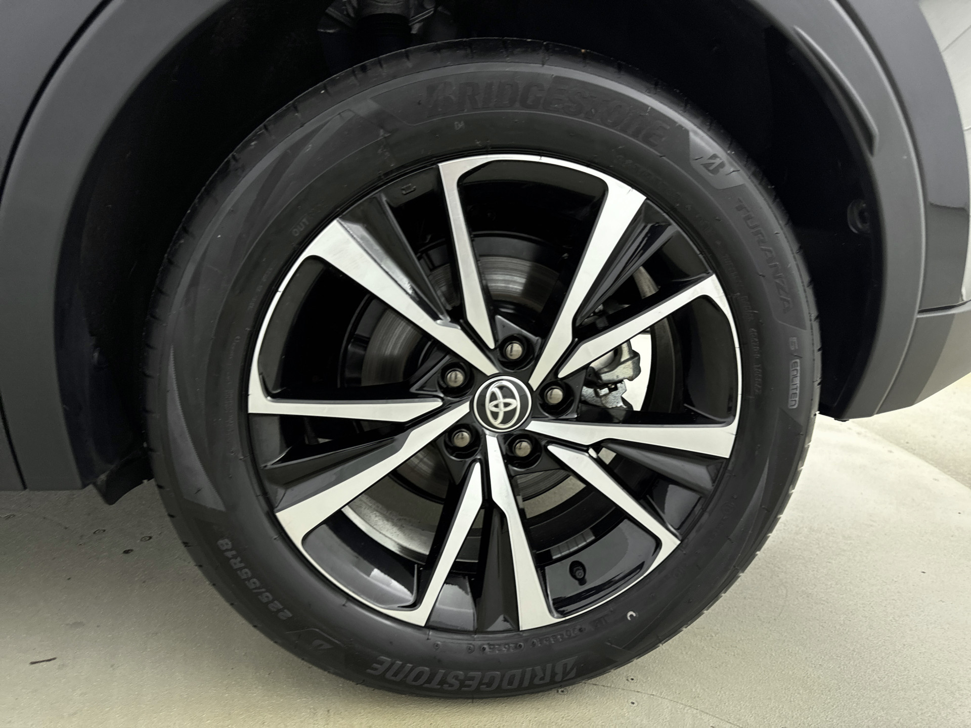 Foto van Toyota C-hr