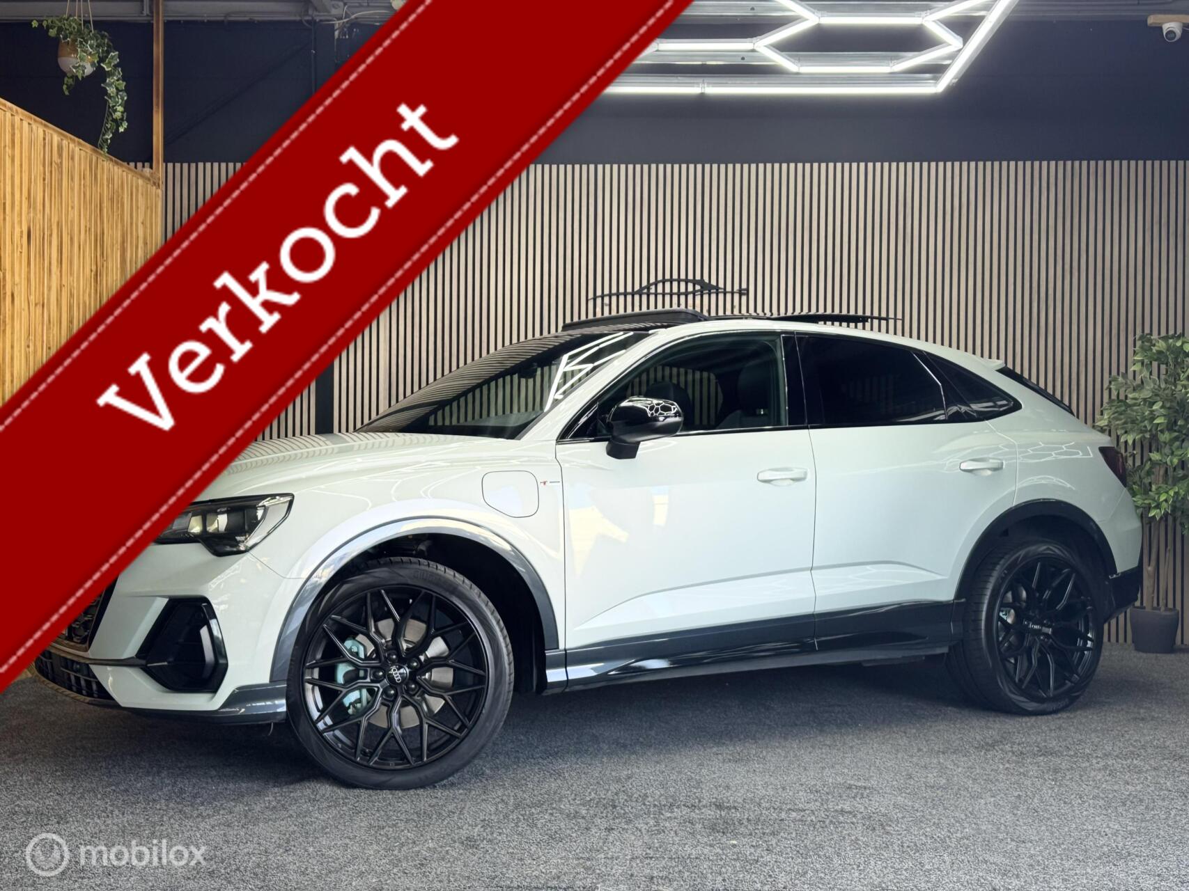 Audi Q3 Sportback E-tron Sportback 45 TFSI e S-Line|Pano|Cam|Acc|Led|Carplay 2022 - voorkant