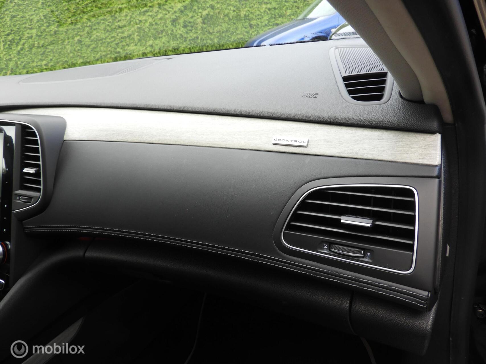 Foto van Renault Talisman Estate
