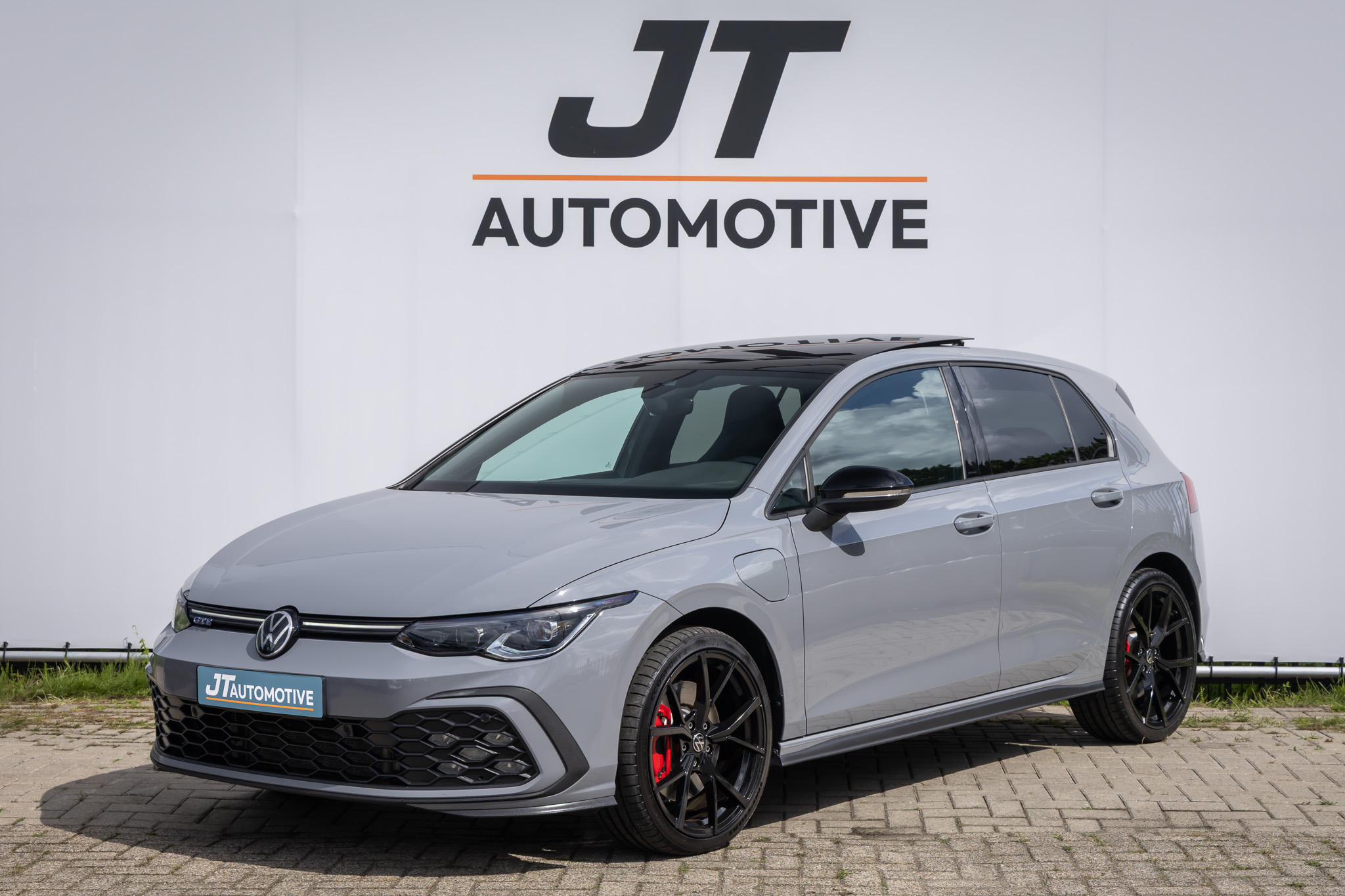 Foto van Volkswagen Golf GTE