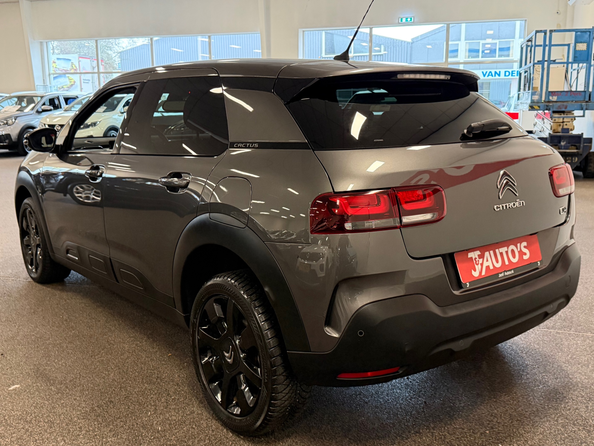 Foto van Citroen C4 Cactus