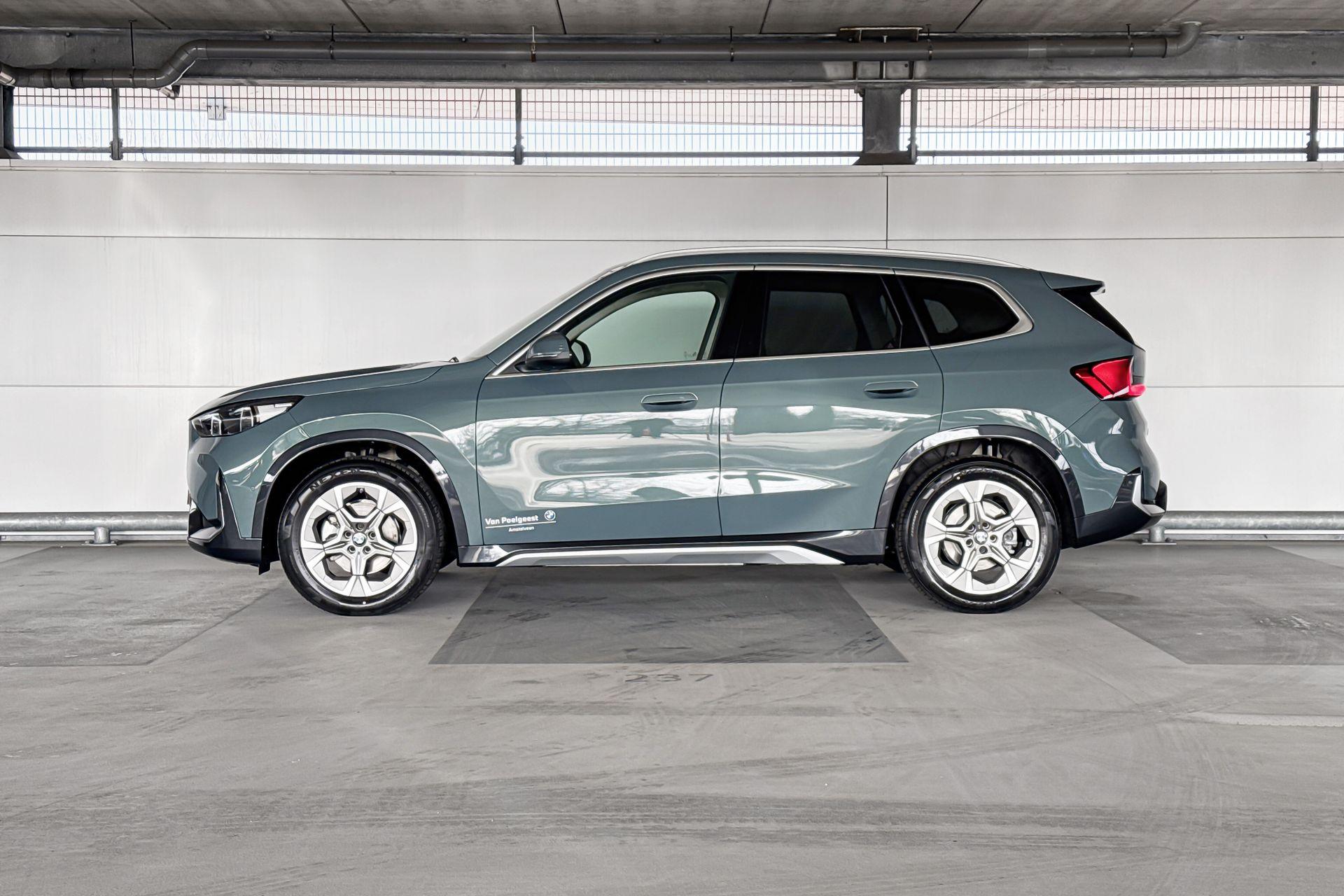 Foto van BMW Ix1 Edrive20