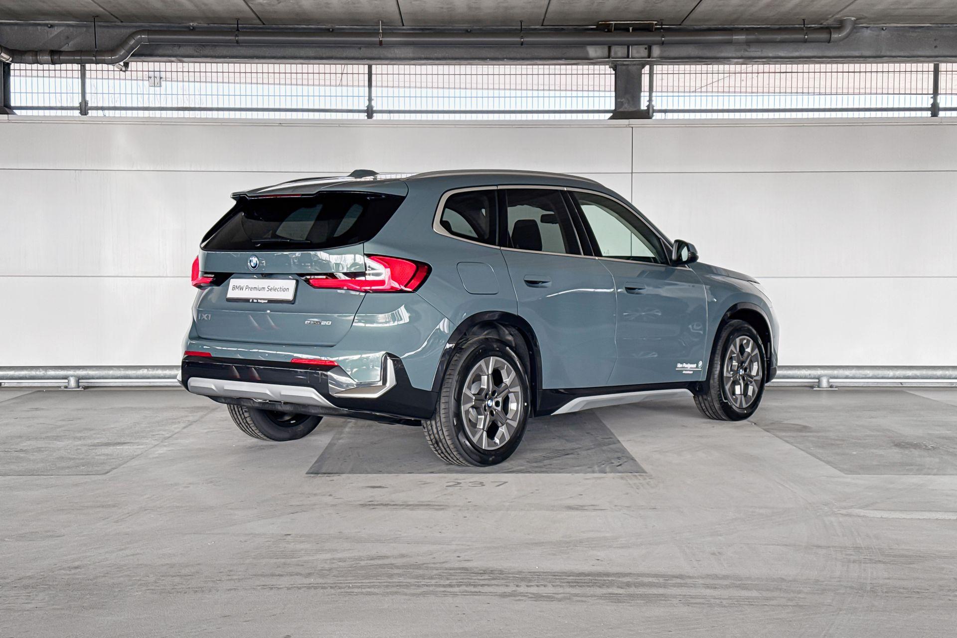 Foto van BMW Ix1 Edrive20