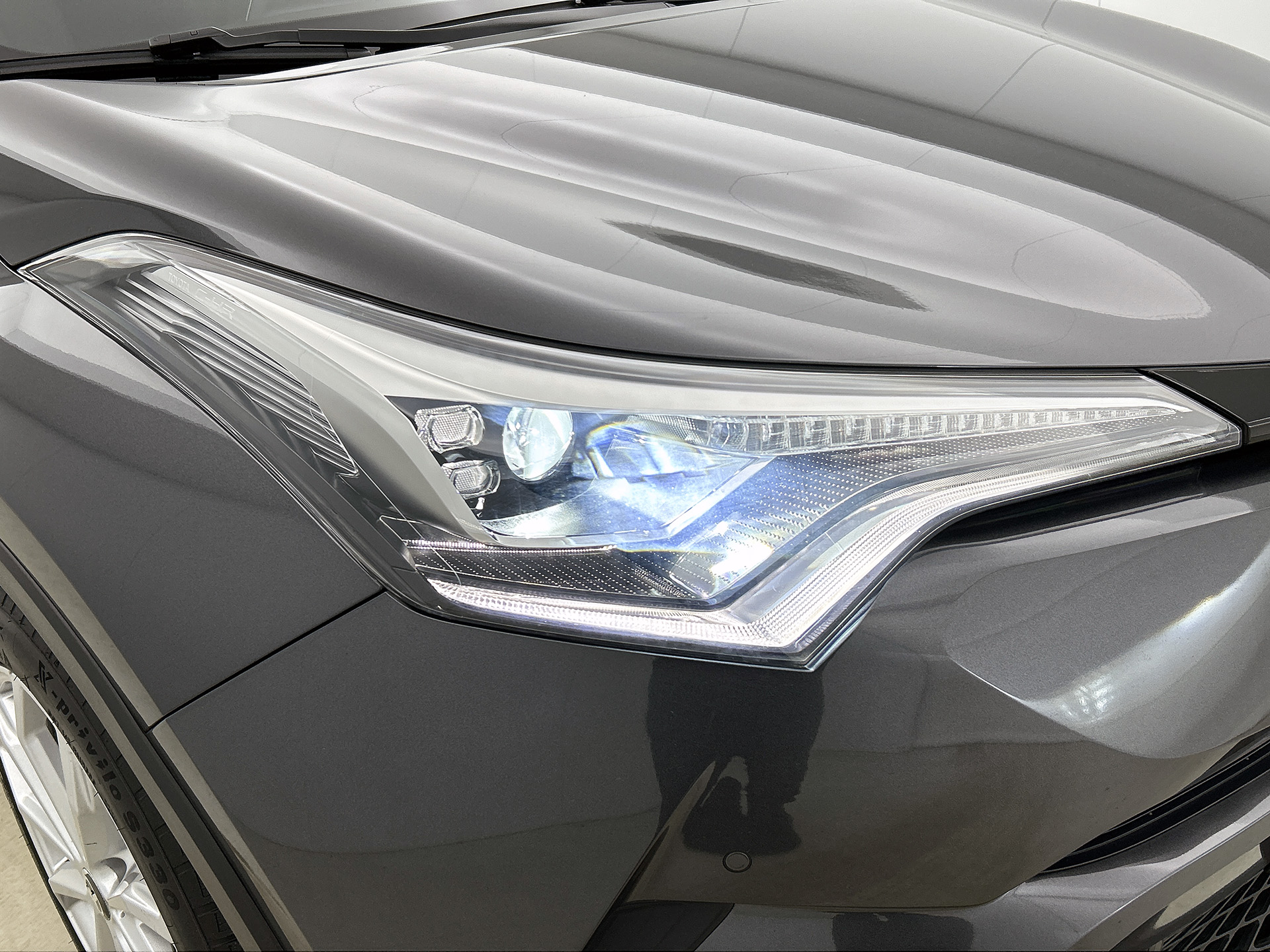 Foto van Toyota C-hr
