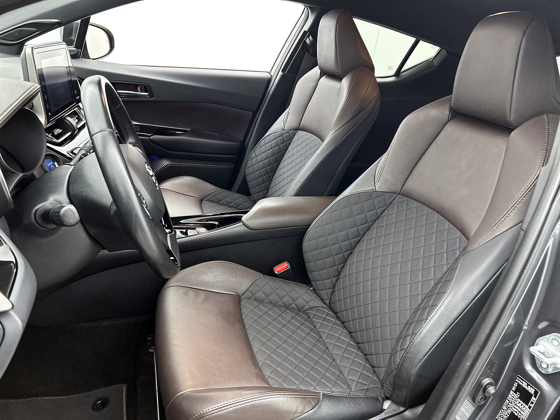 Foto van Toyota C-hr