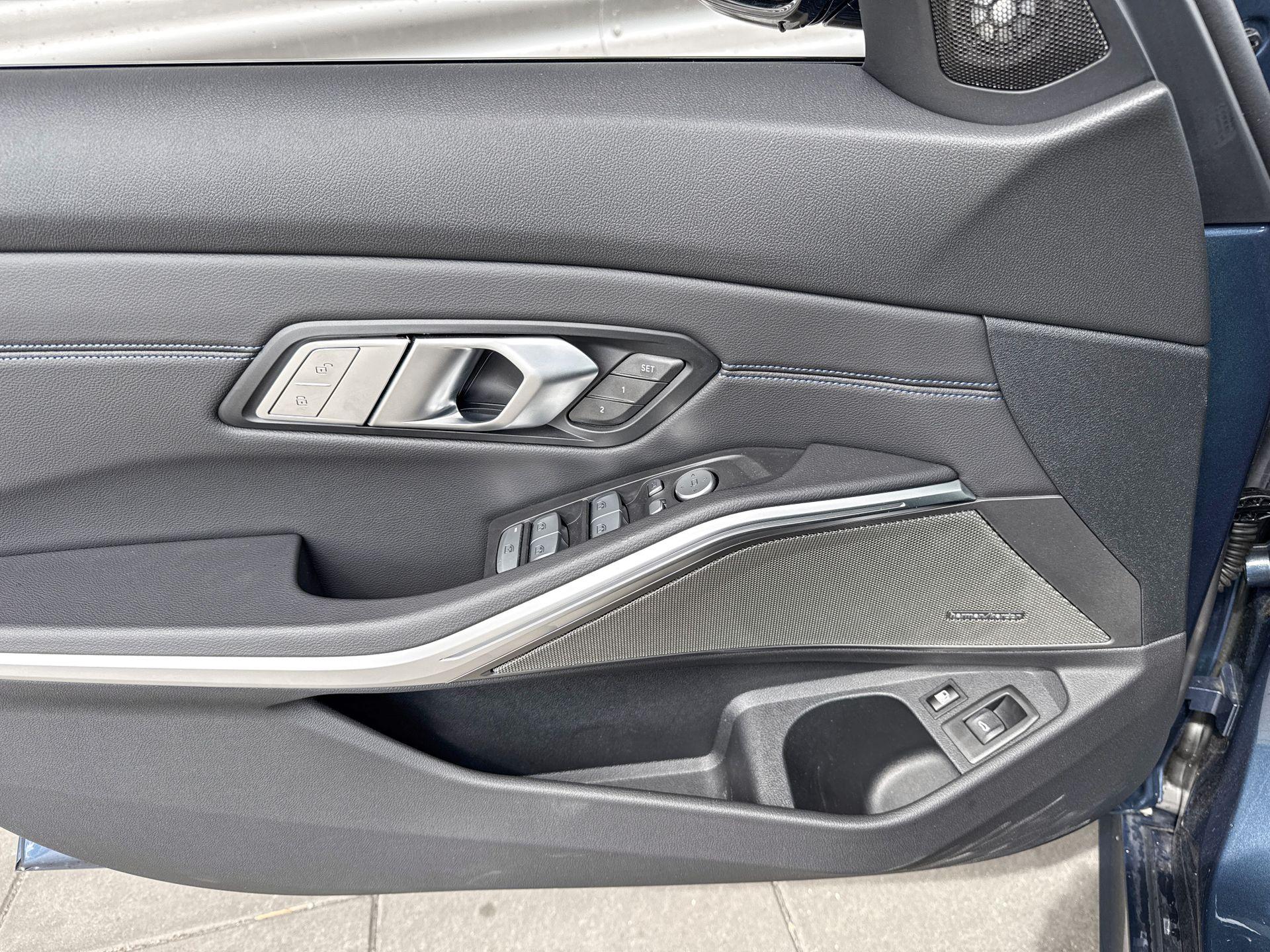Foto van BMW 330e