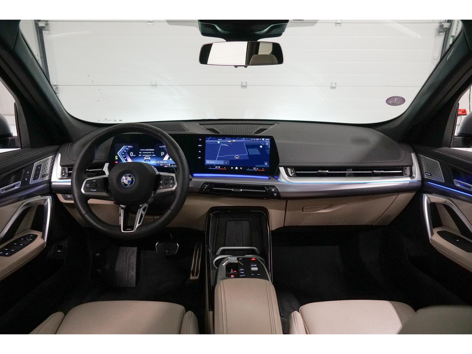 Foto van BMW X1 Xdrive30e