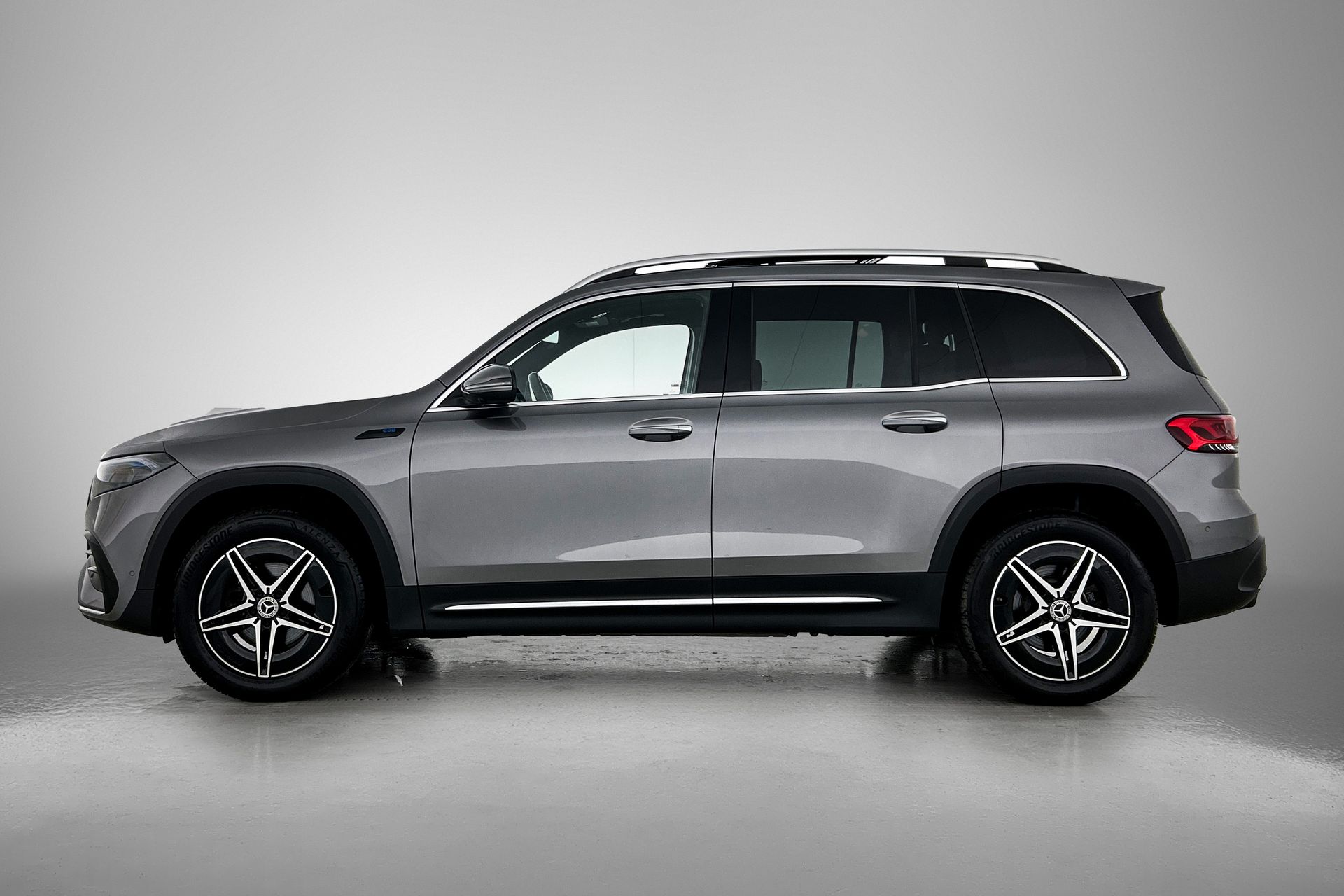Foto van Mercedes-Benz Eqb 300 4Matic