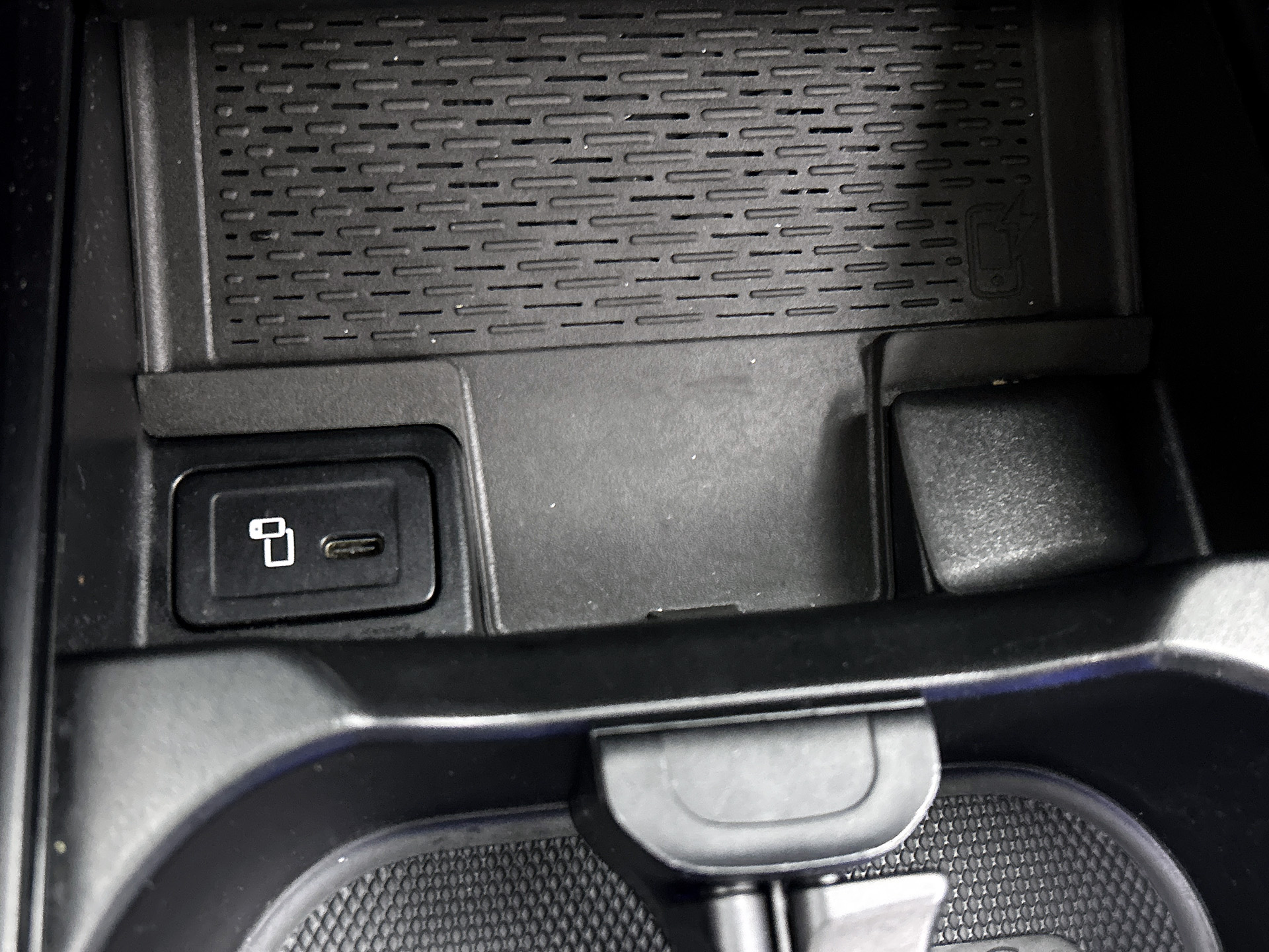 Foto van Mercedes-Benz Eqb 300 4Matic